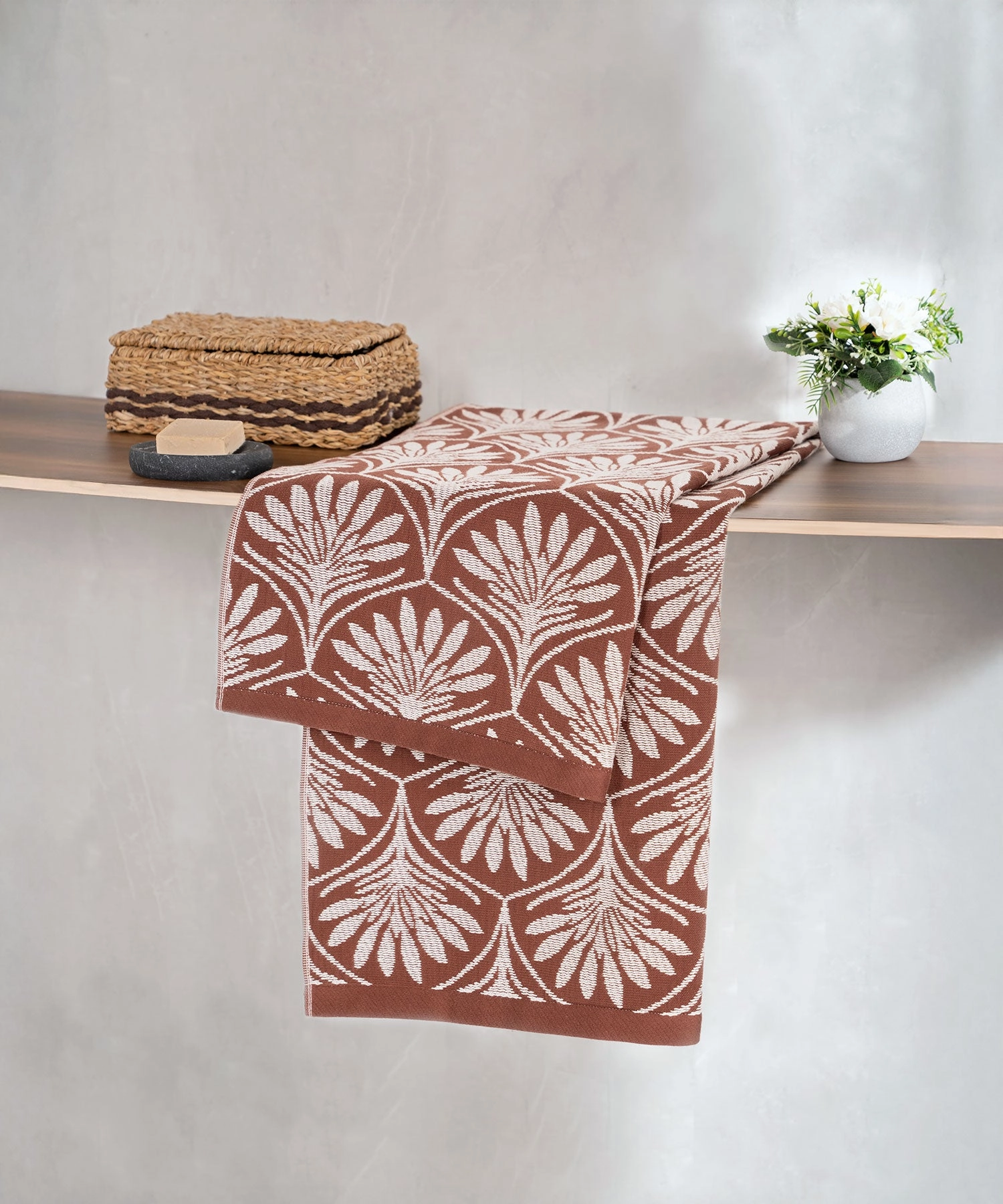 Classic Tranquil Blossoms Bath Towel, 550 GSM, 100% Cotton, Ember