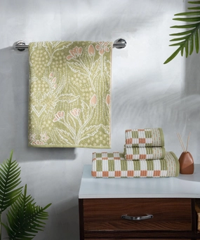 Classic Tranquil Blossoms Towel Set, 550 GSM, 100% Cotton, Cerena bath towels,soft towels,bathroom textiles