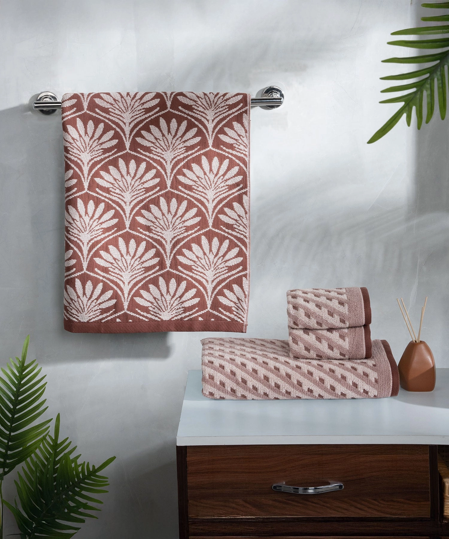 Classic Tranquil Blossoms Towel Set, 550 GSM, 100% Cotton, Harvey bath towels,soft towels,bathroom textiles