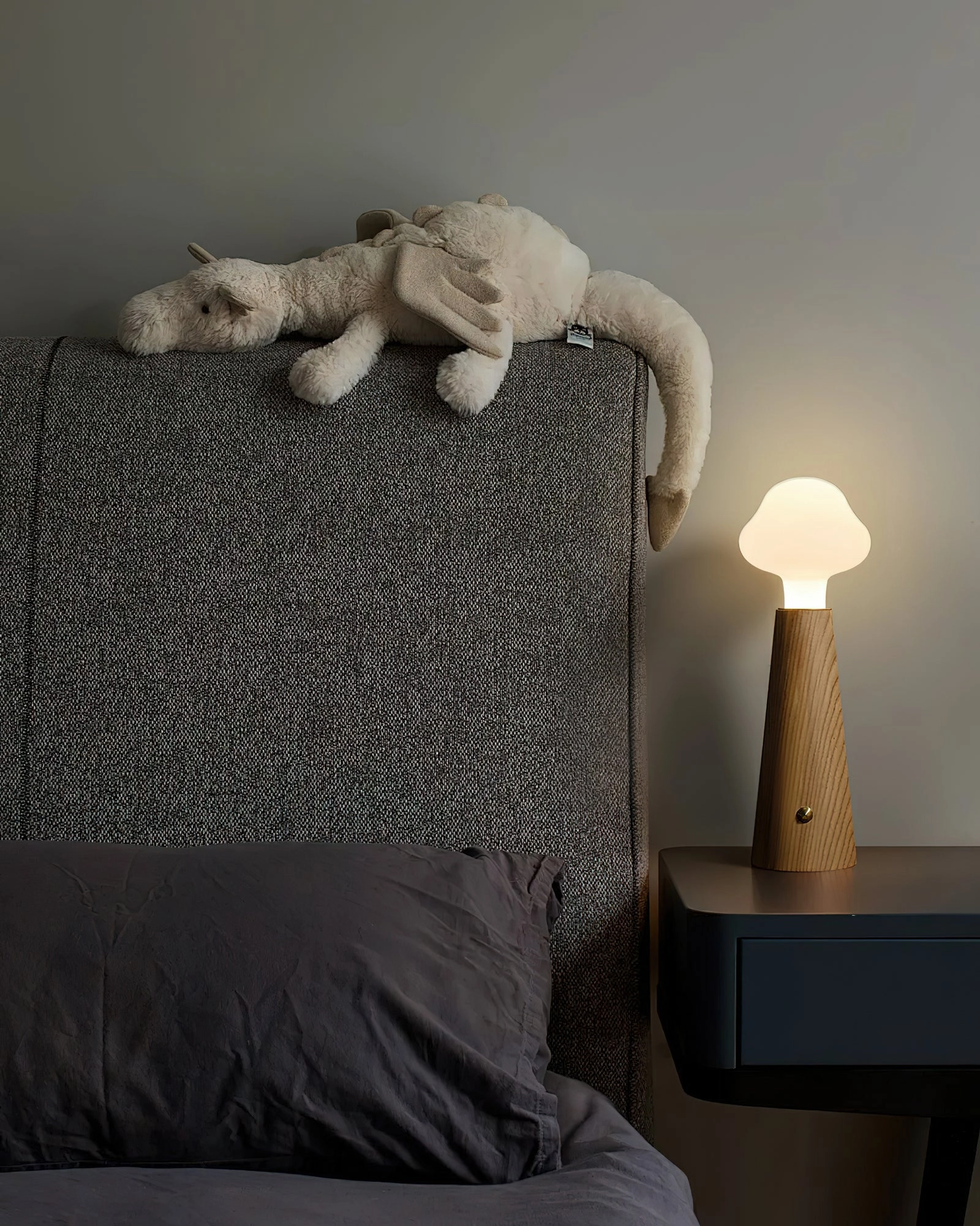 Cloudlet Table Lamp