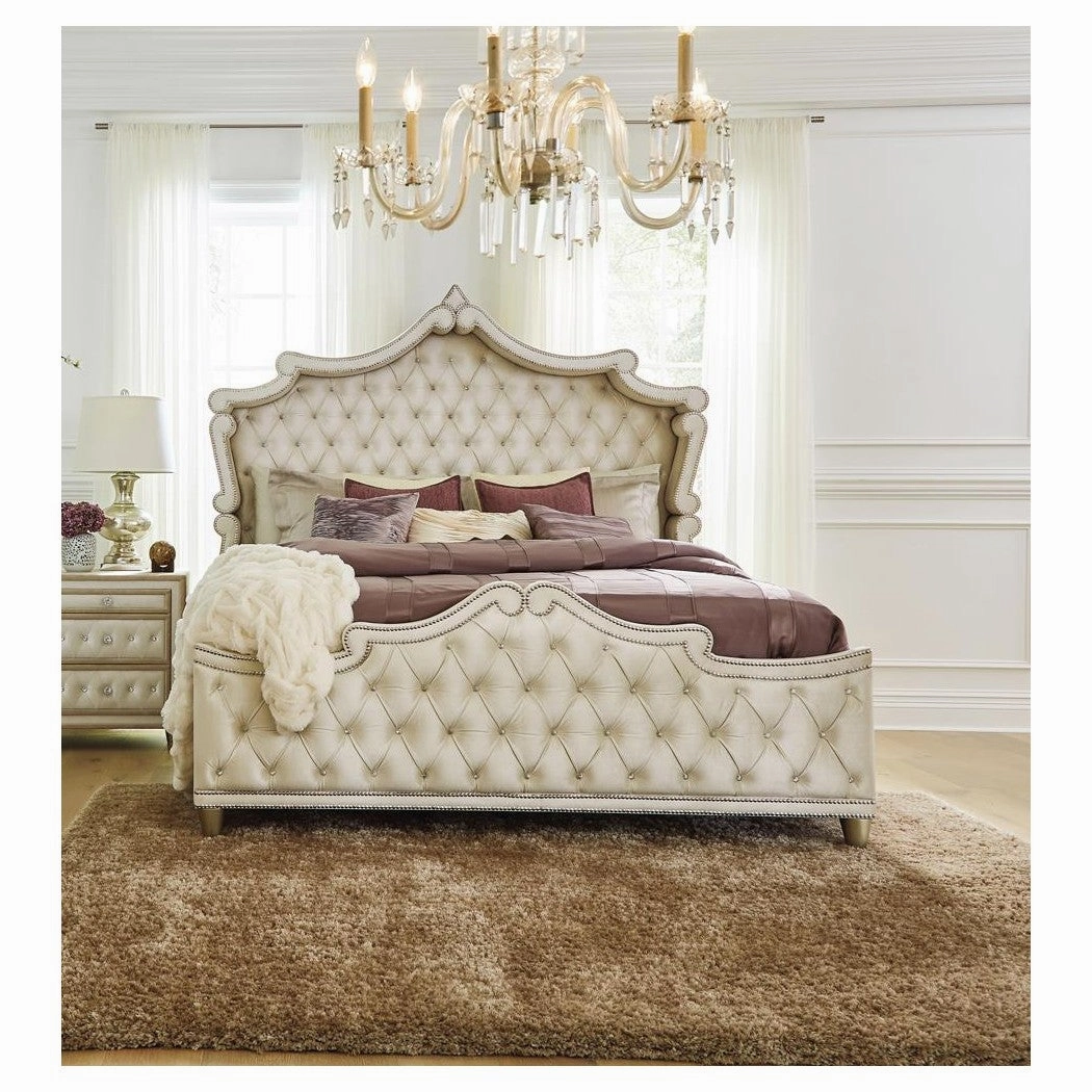 Coaster Antonella Upholstered Tufted Eastern King Bed Ivory And Camel