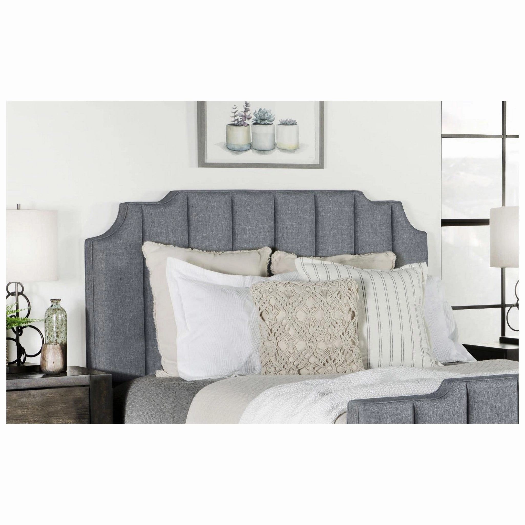 Coaster Fiona Upholstered Panel Bed Light Grey
