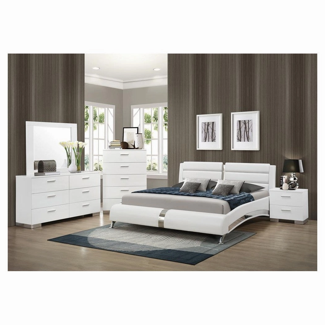 Coaster Jeremaine Queen Upholstered Bed White