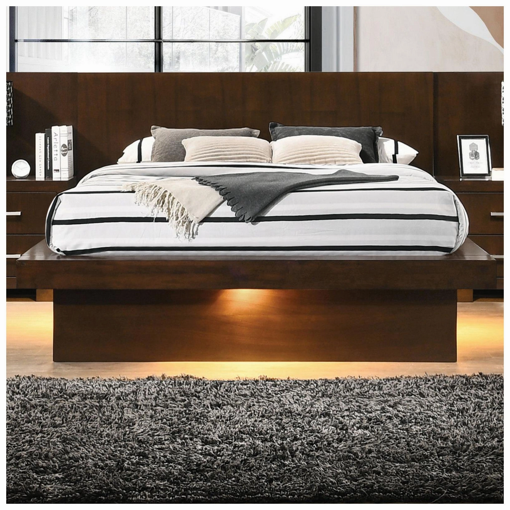 Coaster Jessica Eastern King Platform Bed With Rail Seating Cappuccino