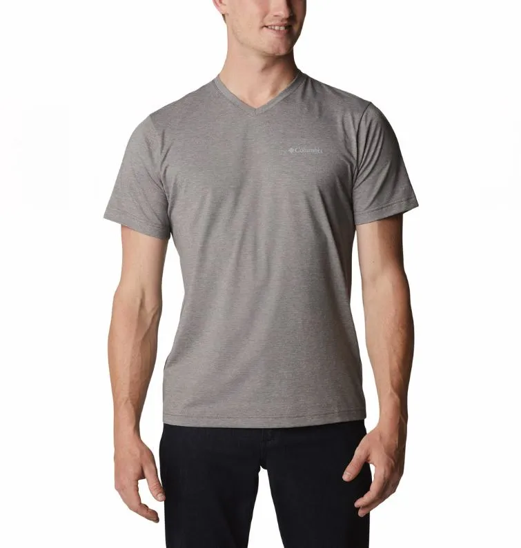 Columbia Sun Trek Vneck