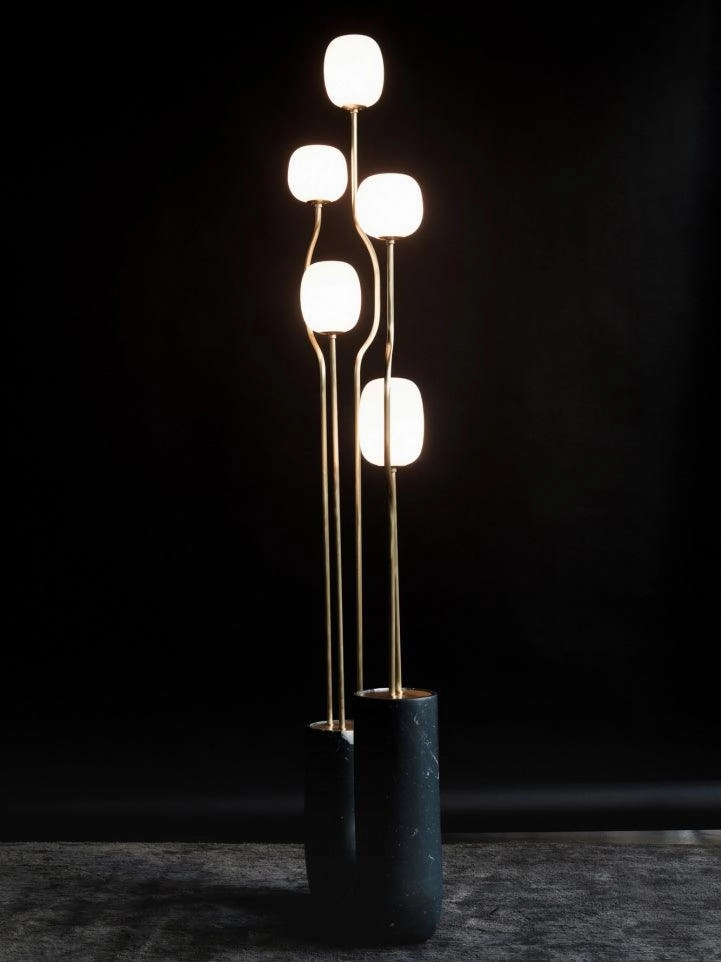Comet Floor Lamp