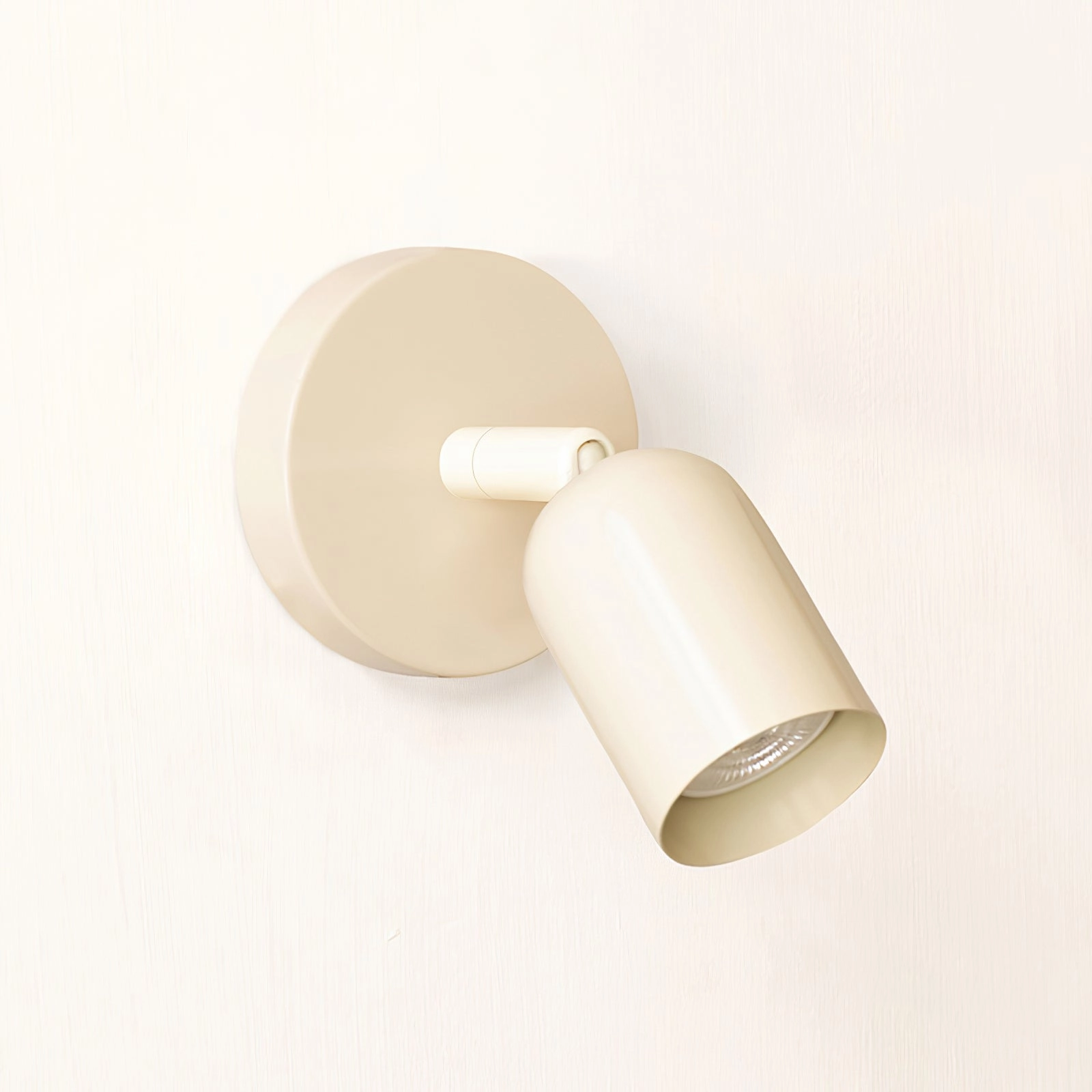 Couleur Adjustable Wall Lamp