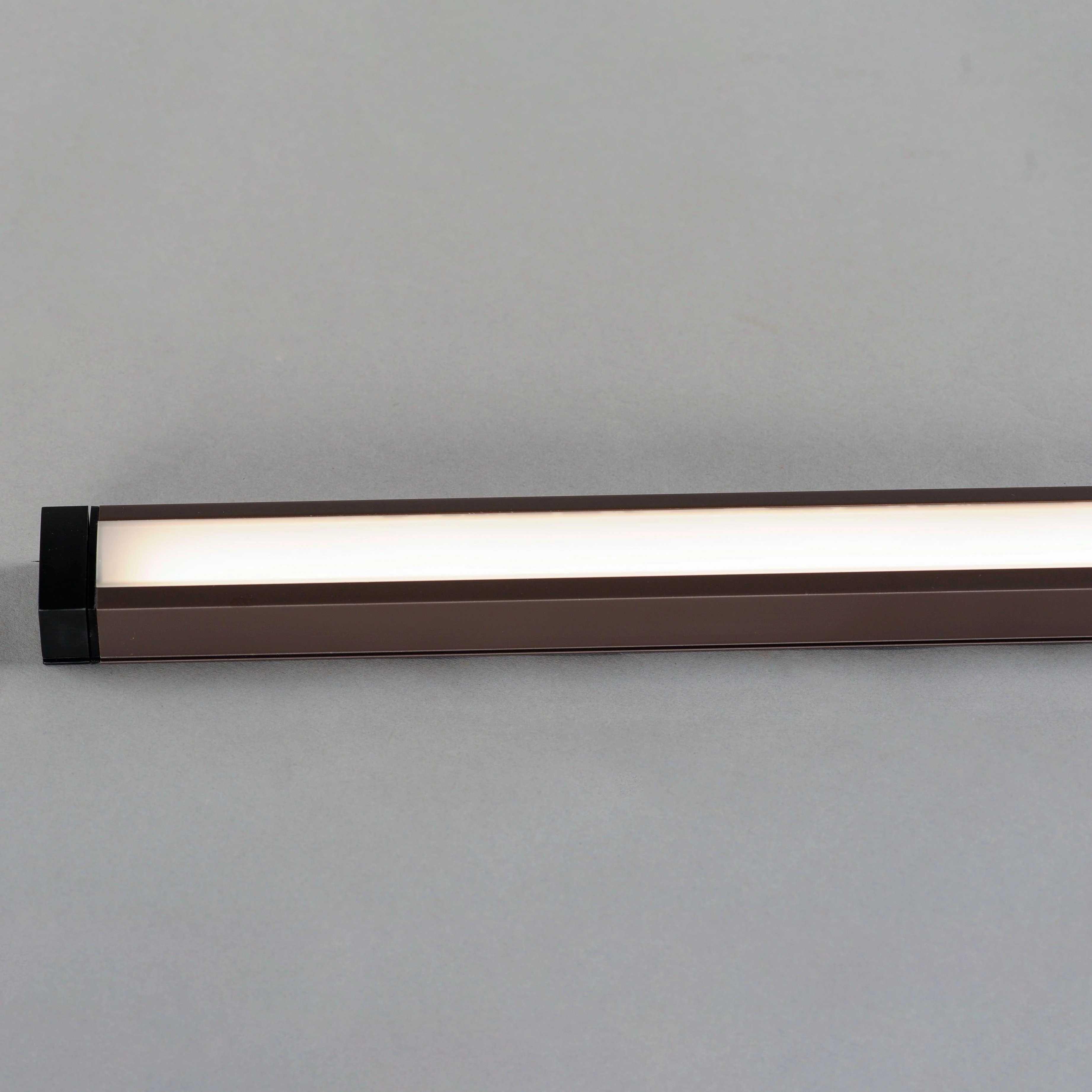 CounterMax 120V Slim Stick 24" LED Strip Light