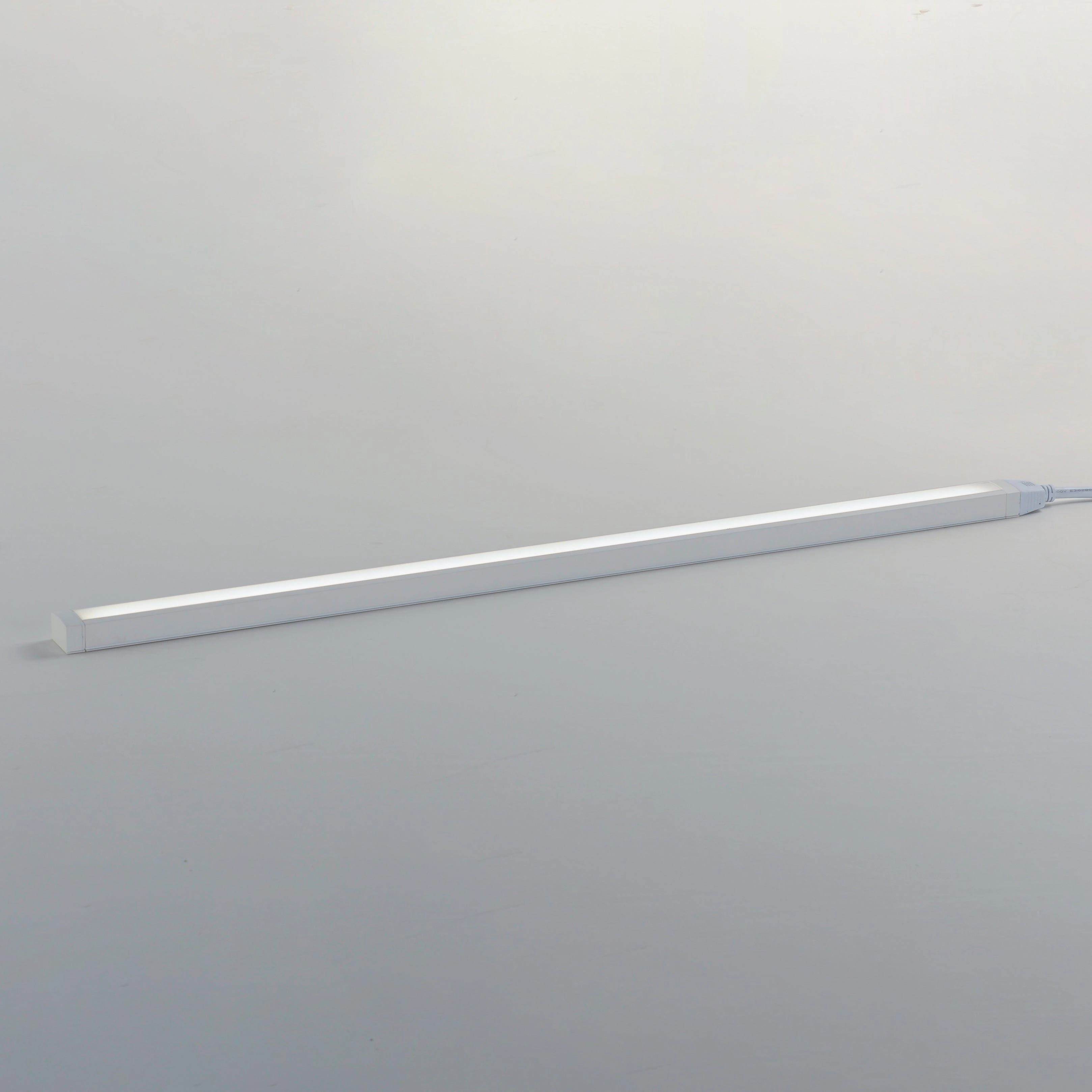 CounterMax 120V Slim Stick 30" LED Strip Light