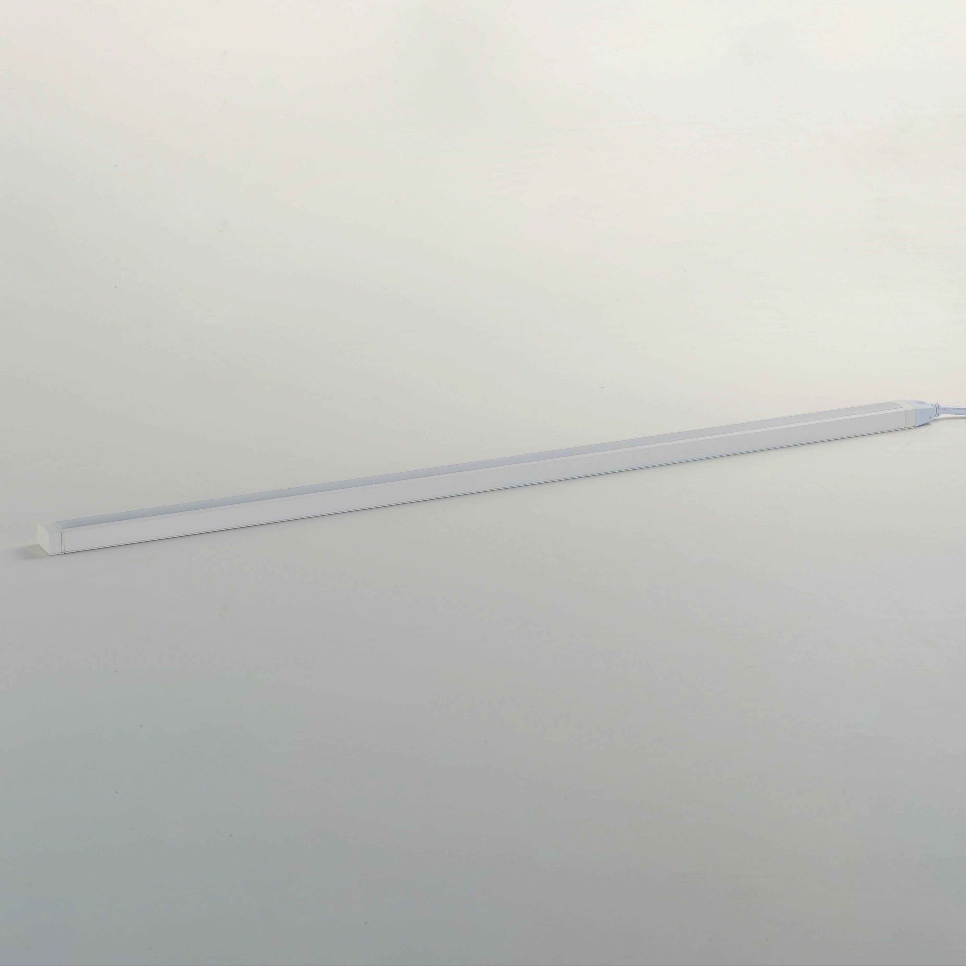 CounterMax 120V Slim Stick 36" LED Strip Light