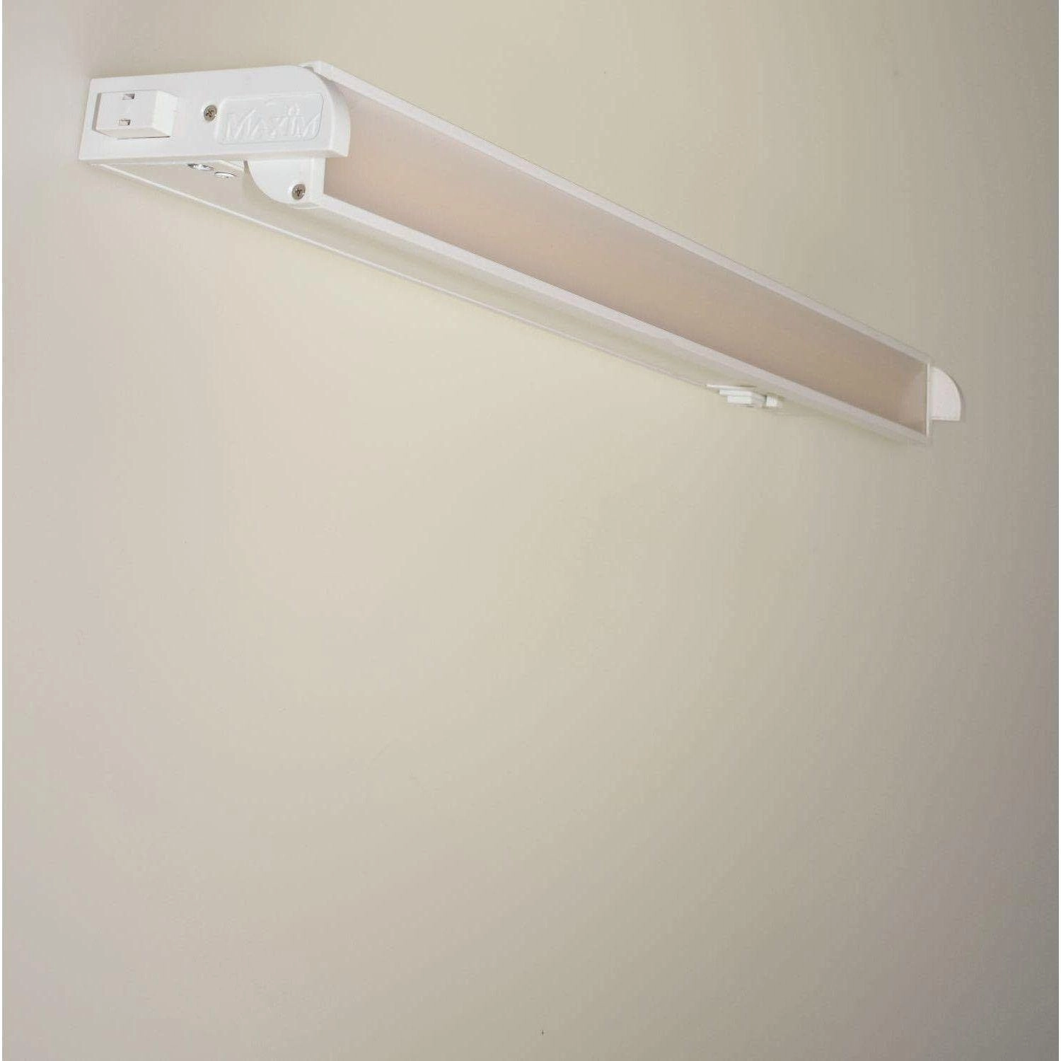 CounterMax MX-L-120-3K LED Strip Light