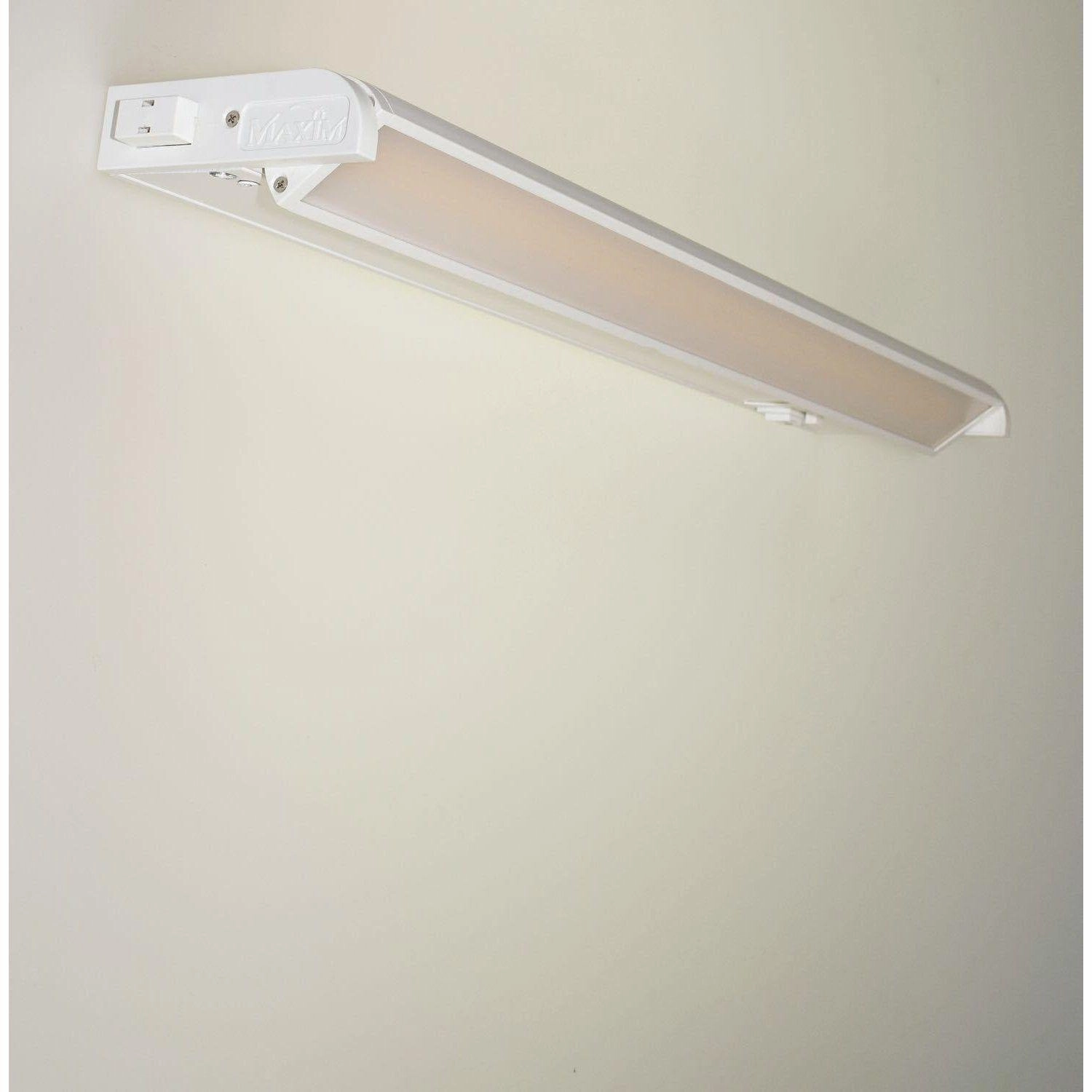 CounterMax MX-L-120-3K LED Strip Light