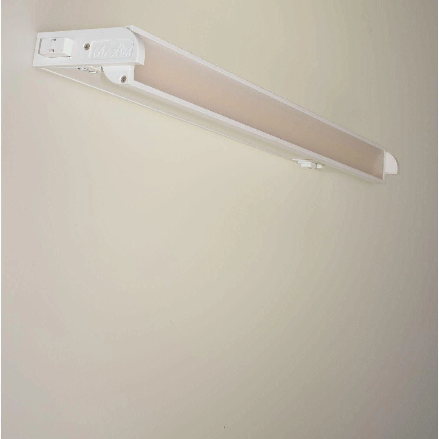 CounterMax MX-L-120-3K LED Strip Light