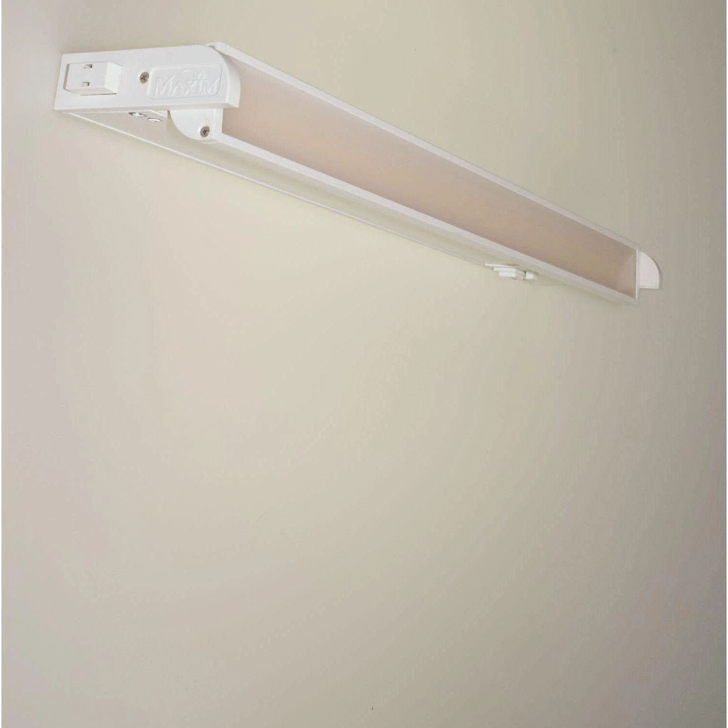 CounterMax MX-L-120-3K LED Strip Light