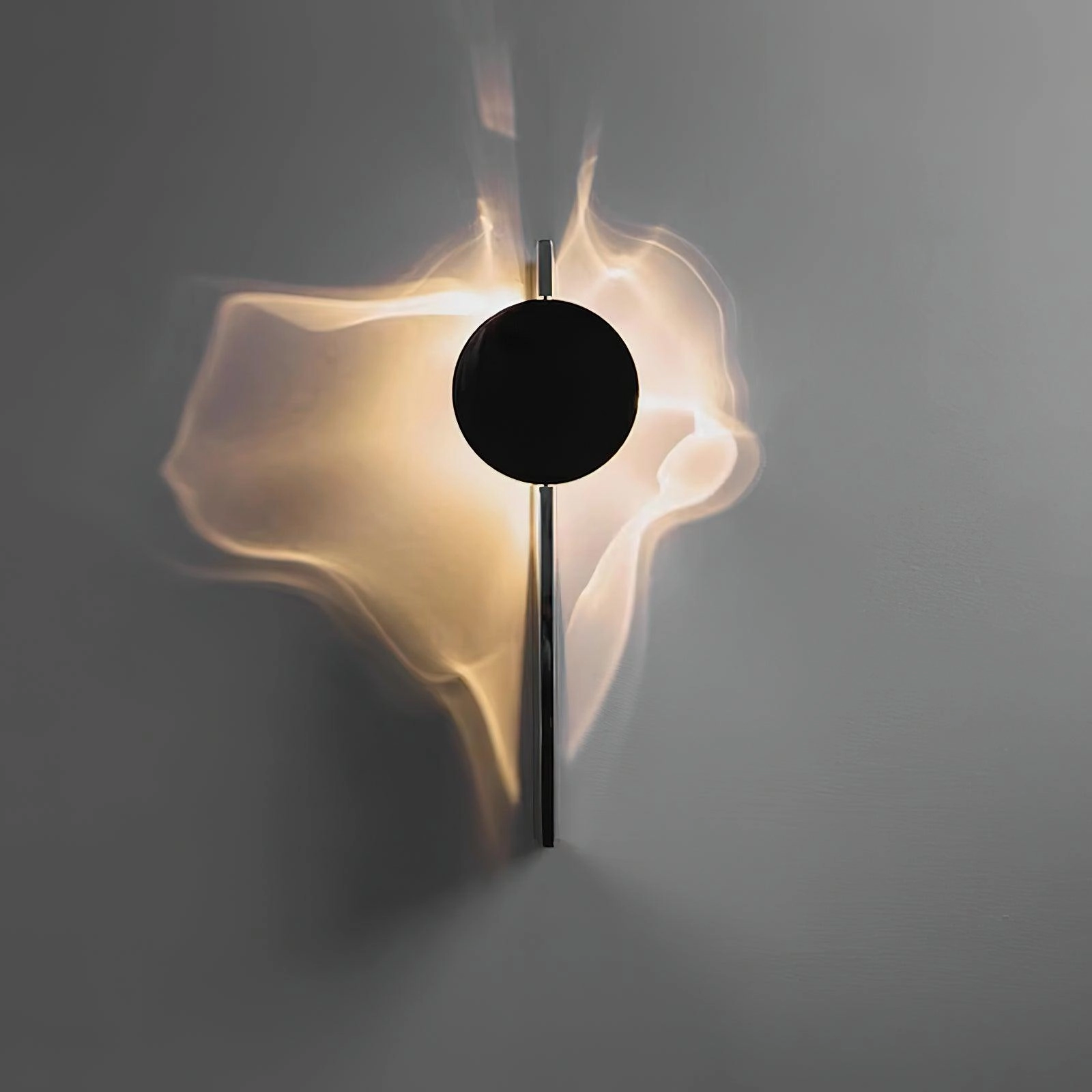 Creative Light And Shadow Wall Lamp