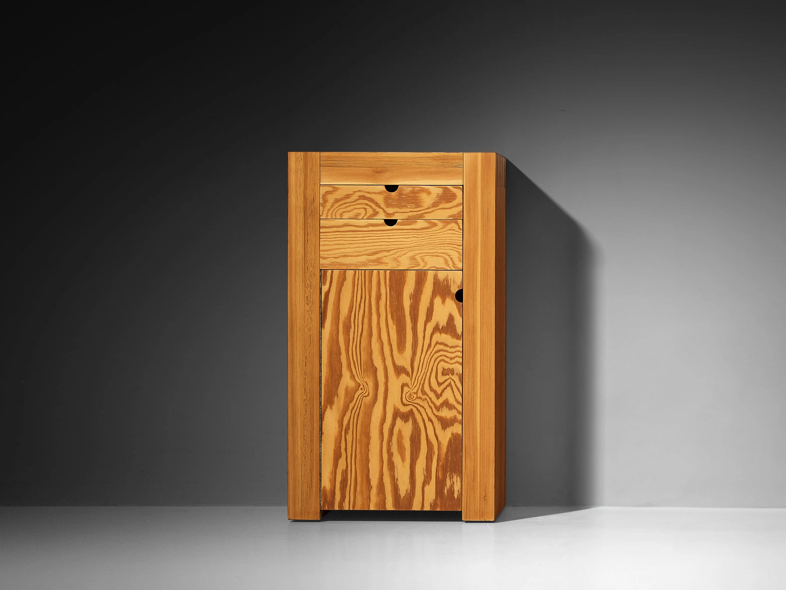 Cubical Cabinet in Oregon Pine