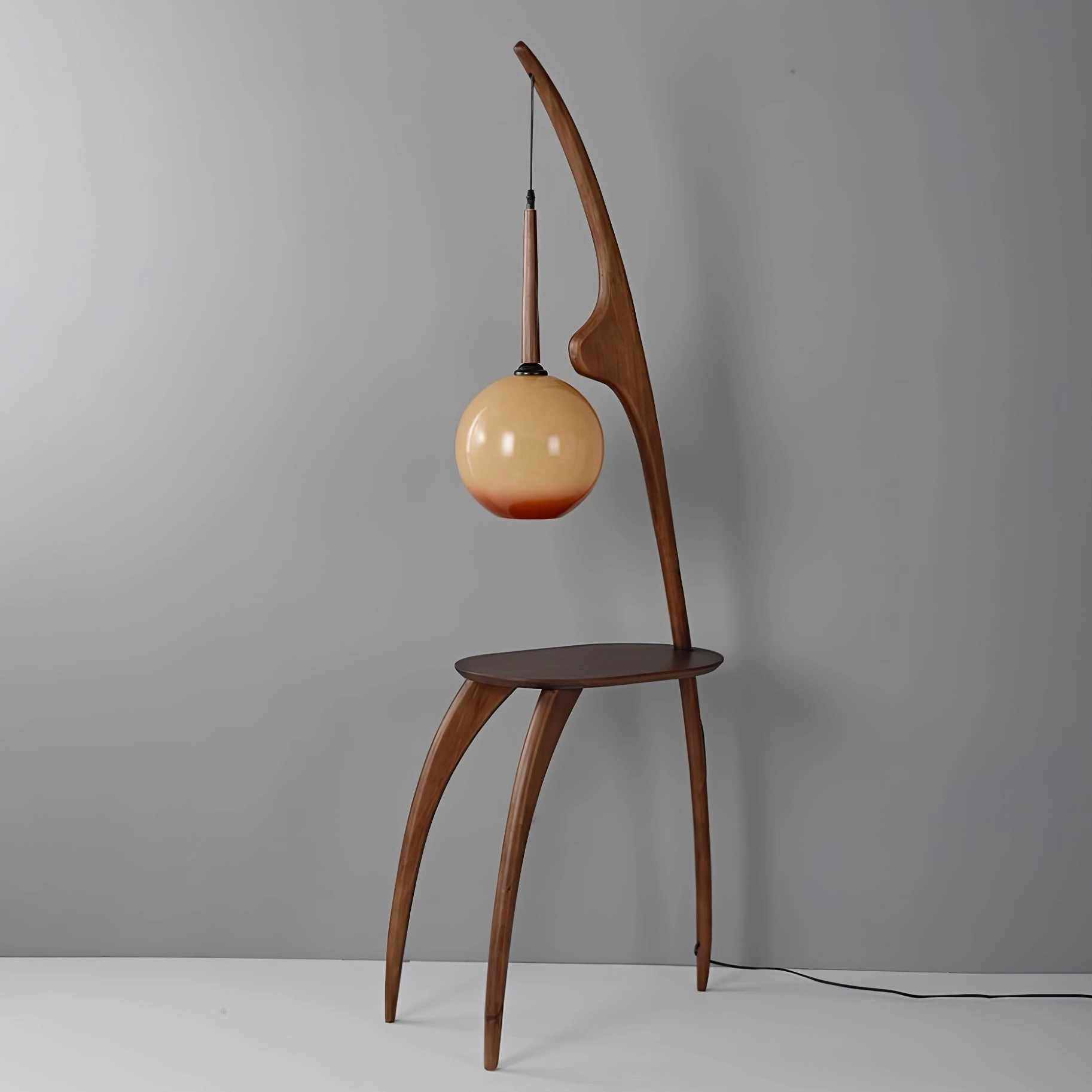 Curved Mantis Arm Floor Lamp