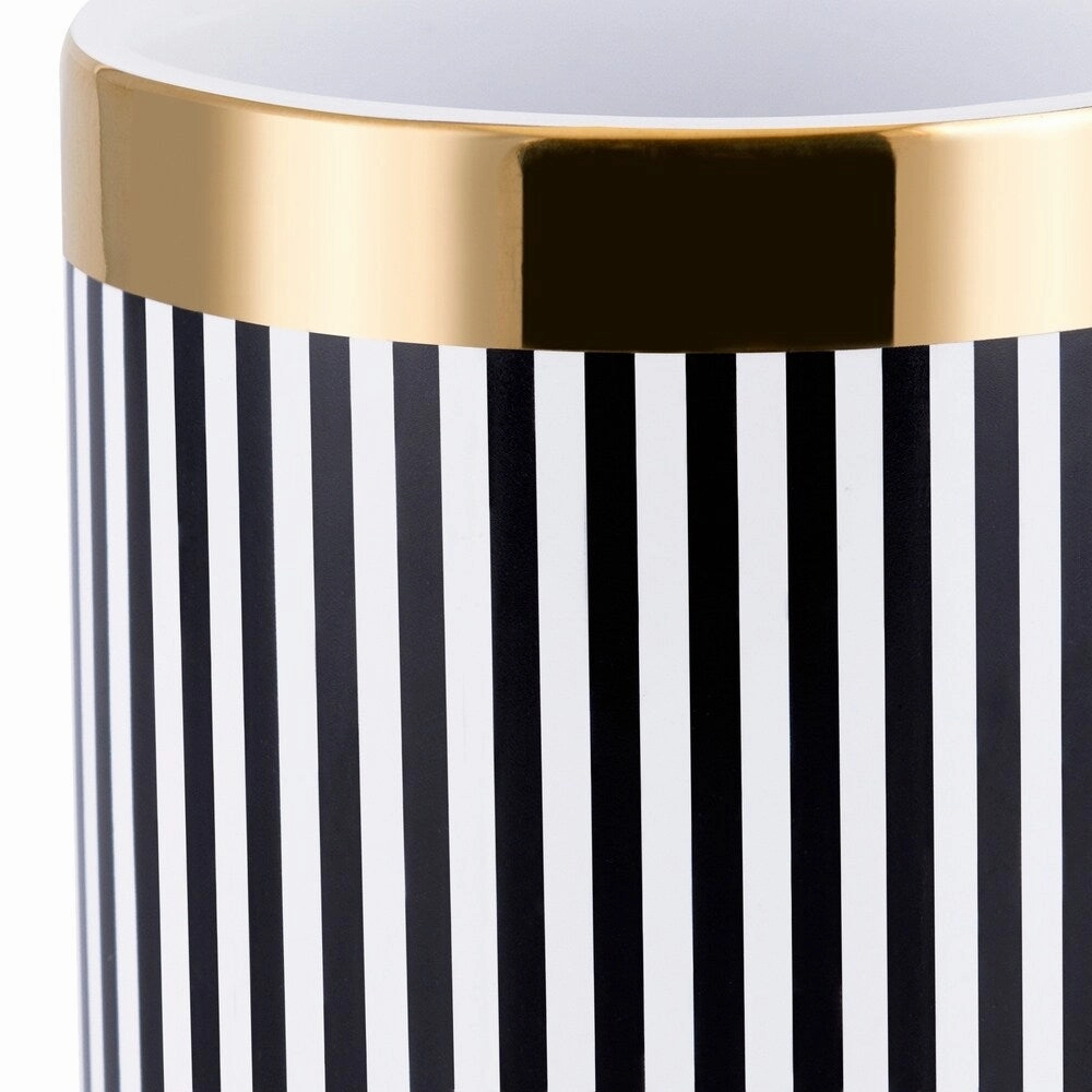 Derby Toothbush Holder