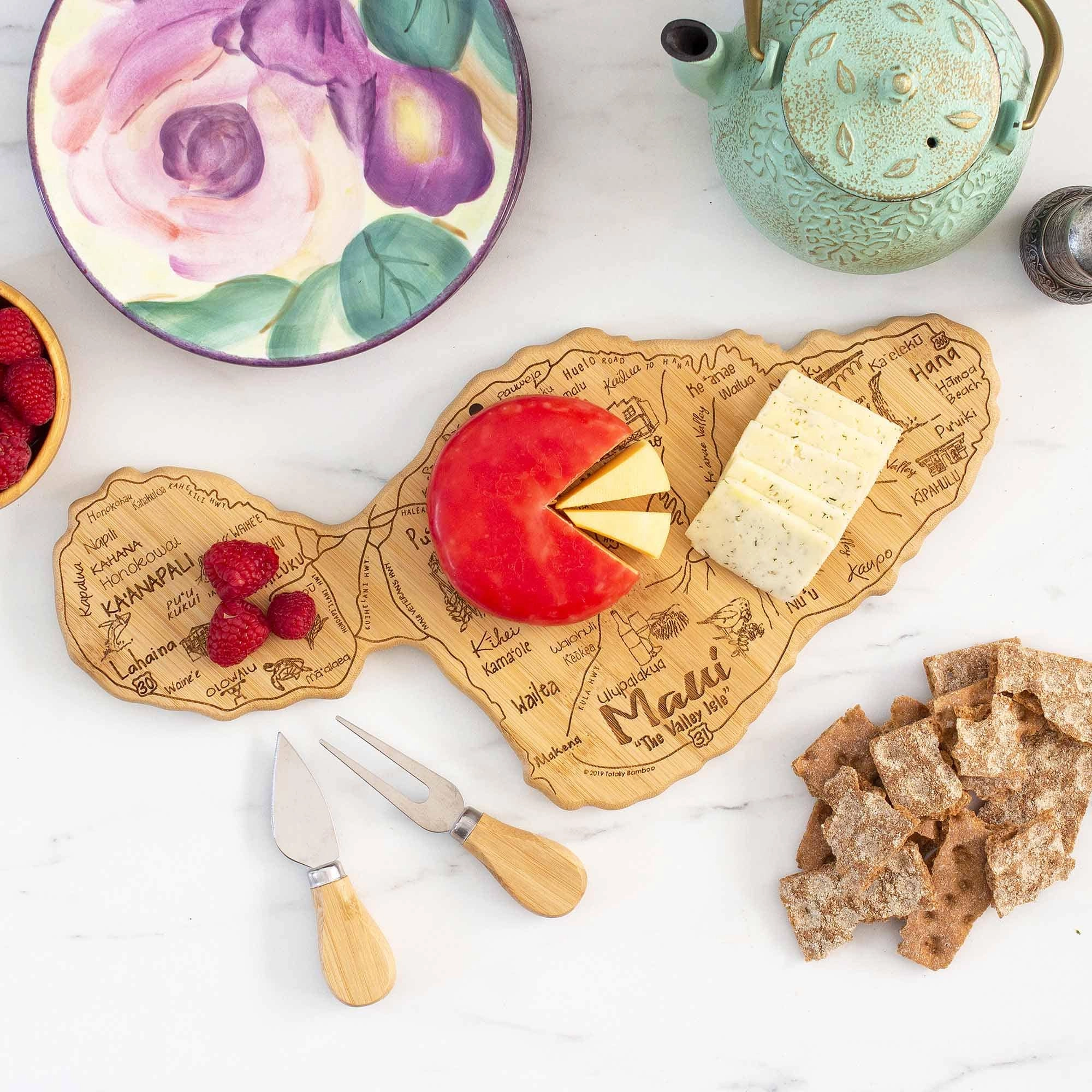 Destination Maui Cutting Board, 15-1/2" x 9-1/8"