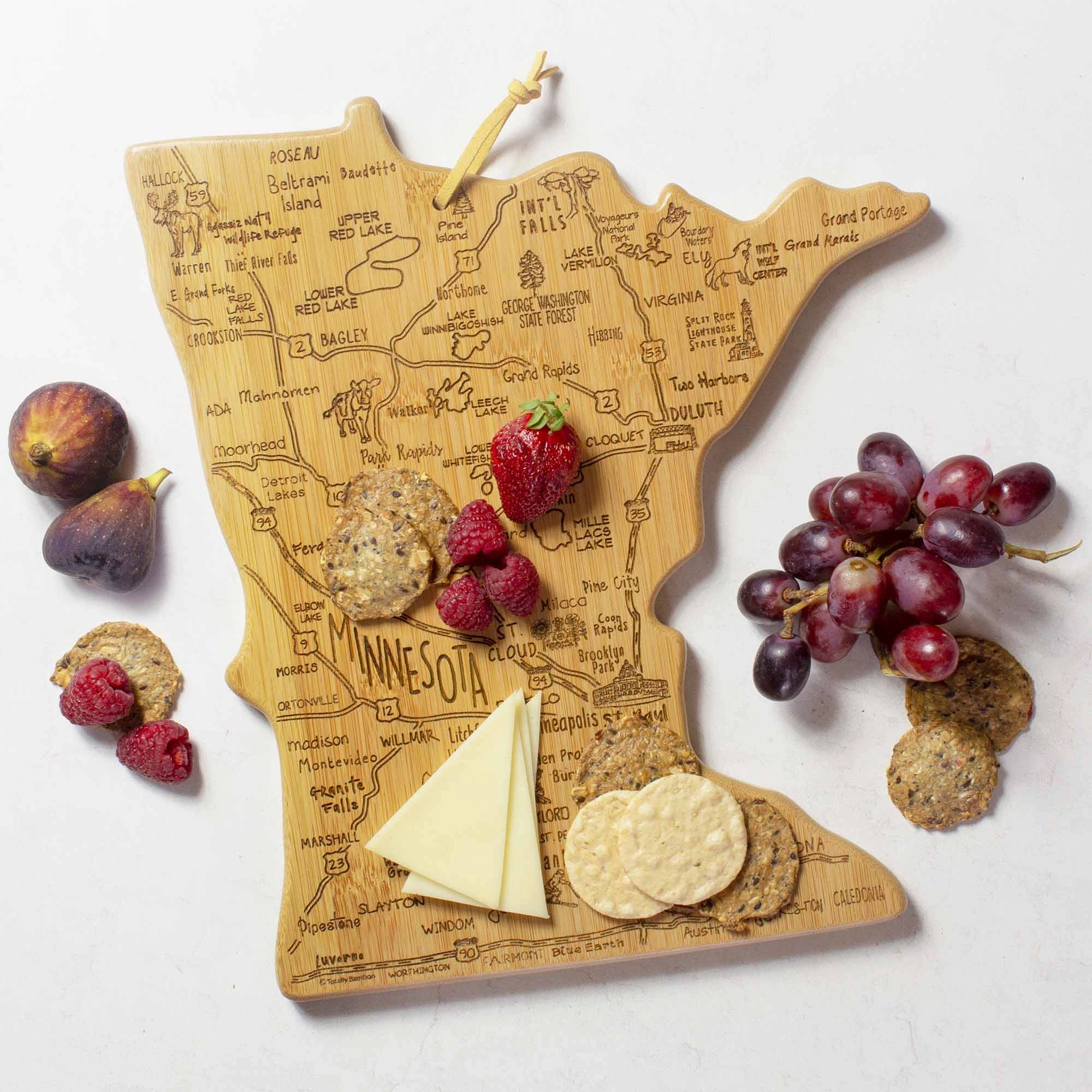 Destination Minnesota Cutting Board, 13-1/4" x 11-3/4"