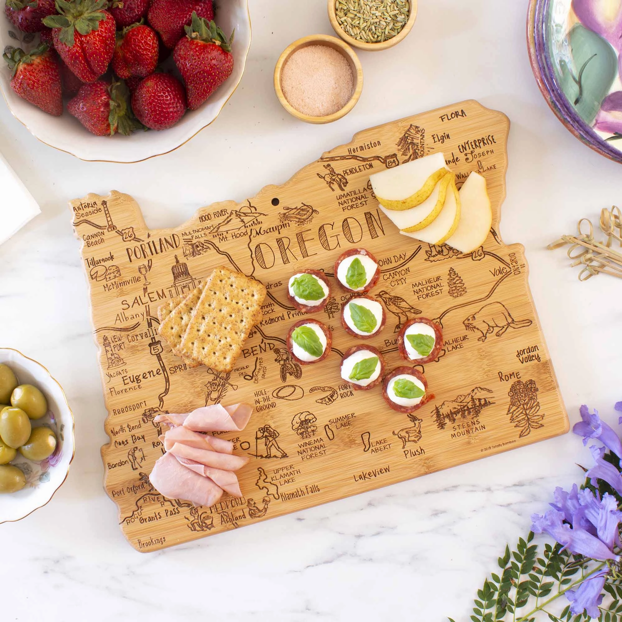 Destination Oregon Cutting Board, 14-1/2" x 10-3/4"