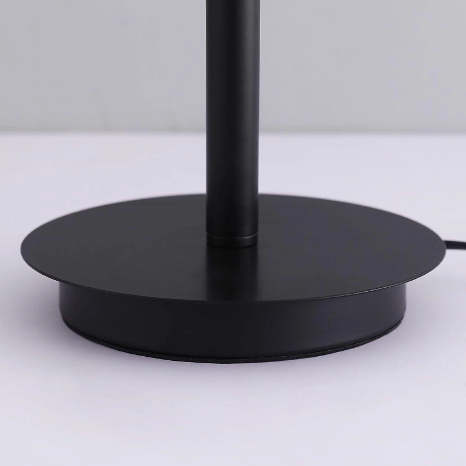Double Leaf Table Lamp