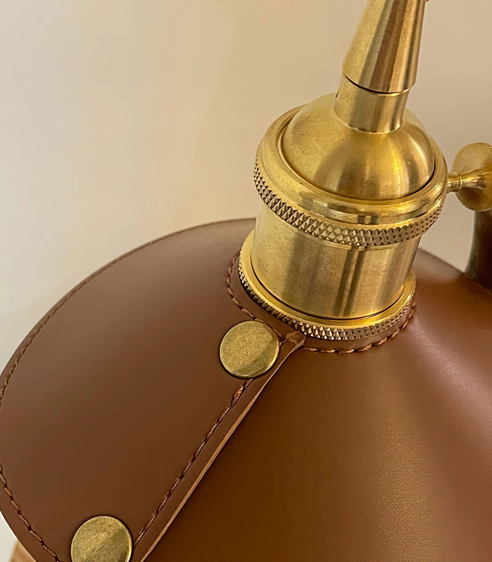 Dutz Retro Table Lamp