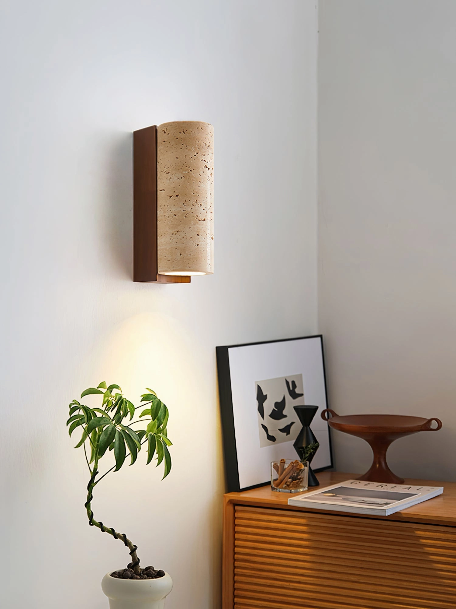 Elevate Wall Lamp