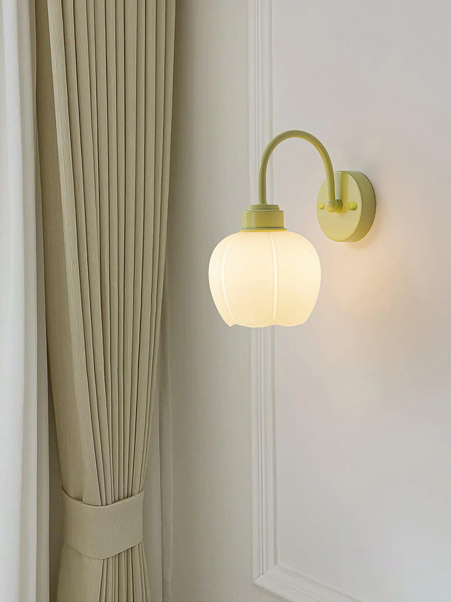 Enchanting Flower Wall Light