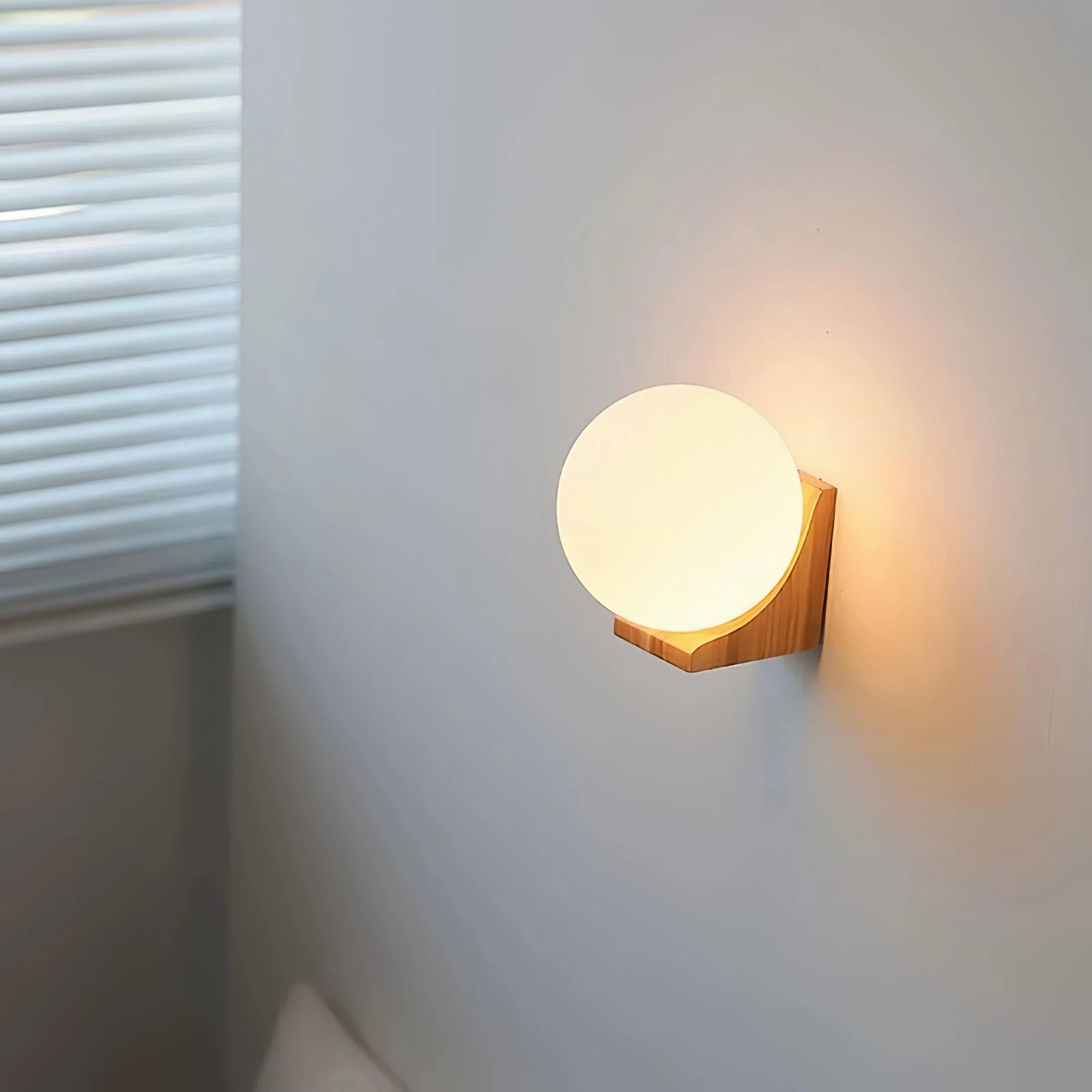 Evelyn Orb Wall Lamp