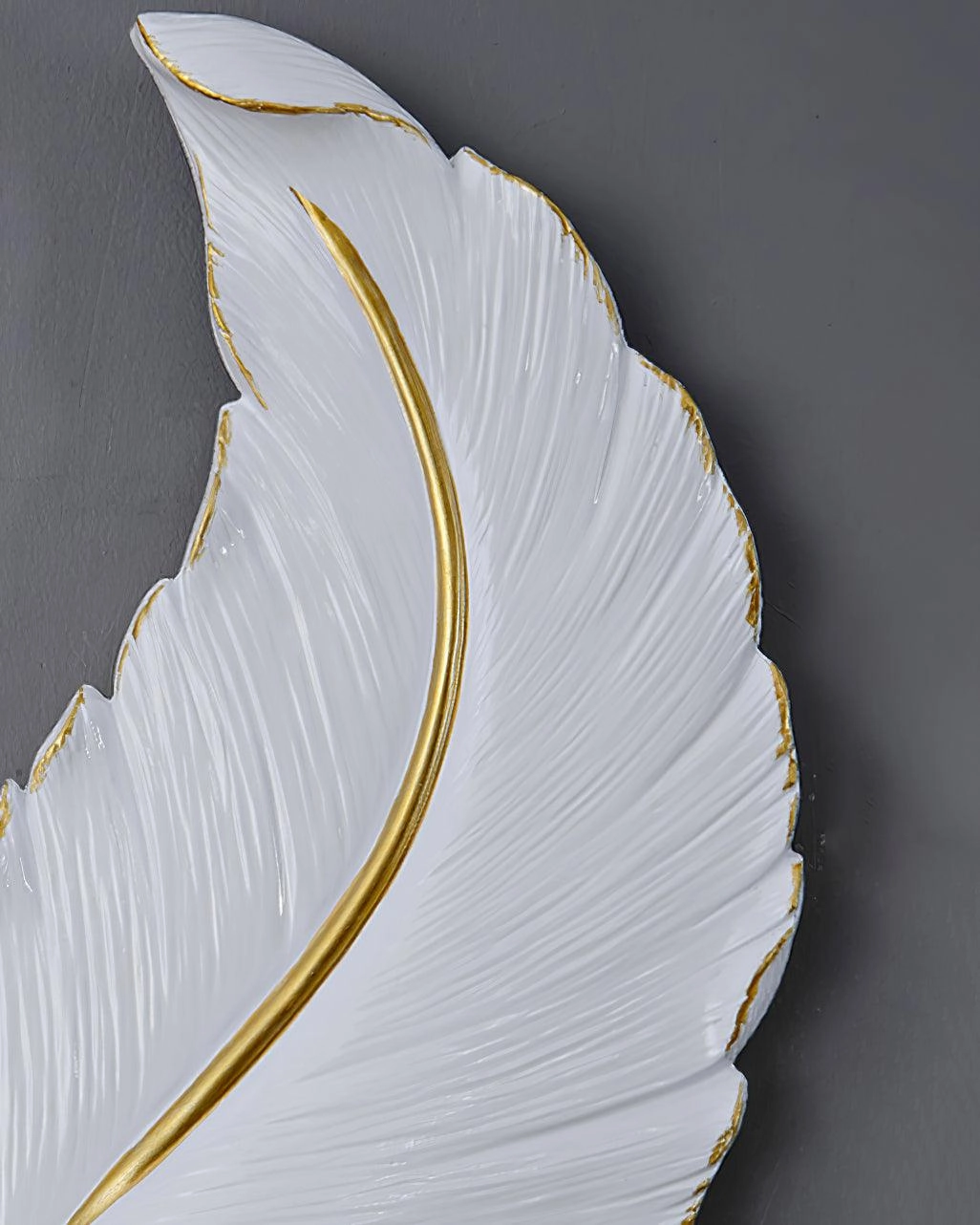 Feather Wall Lamp