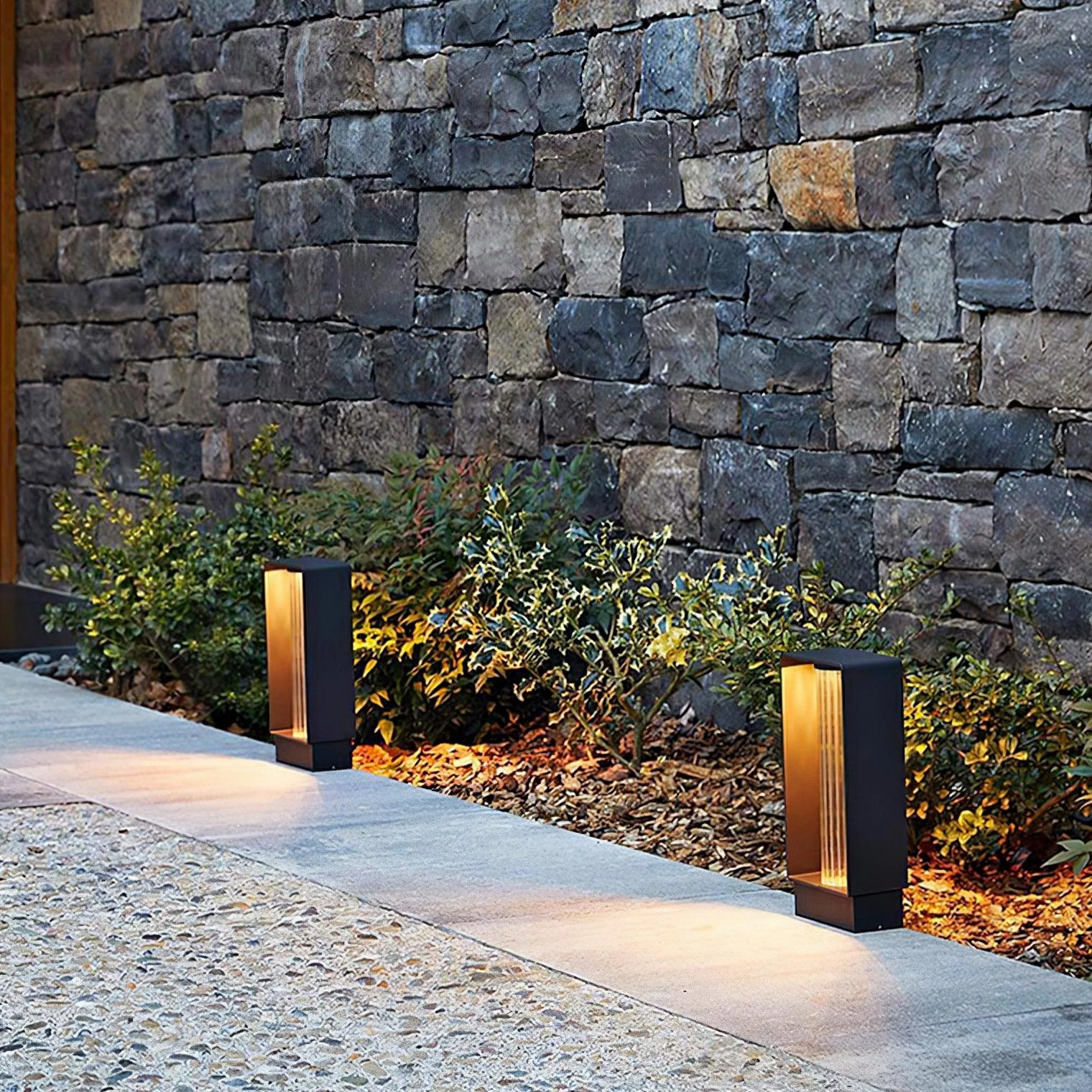 Frame Outdoor Post Lamp