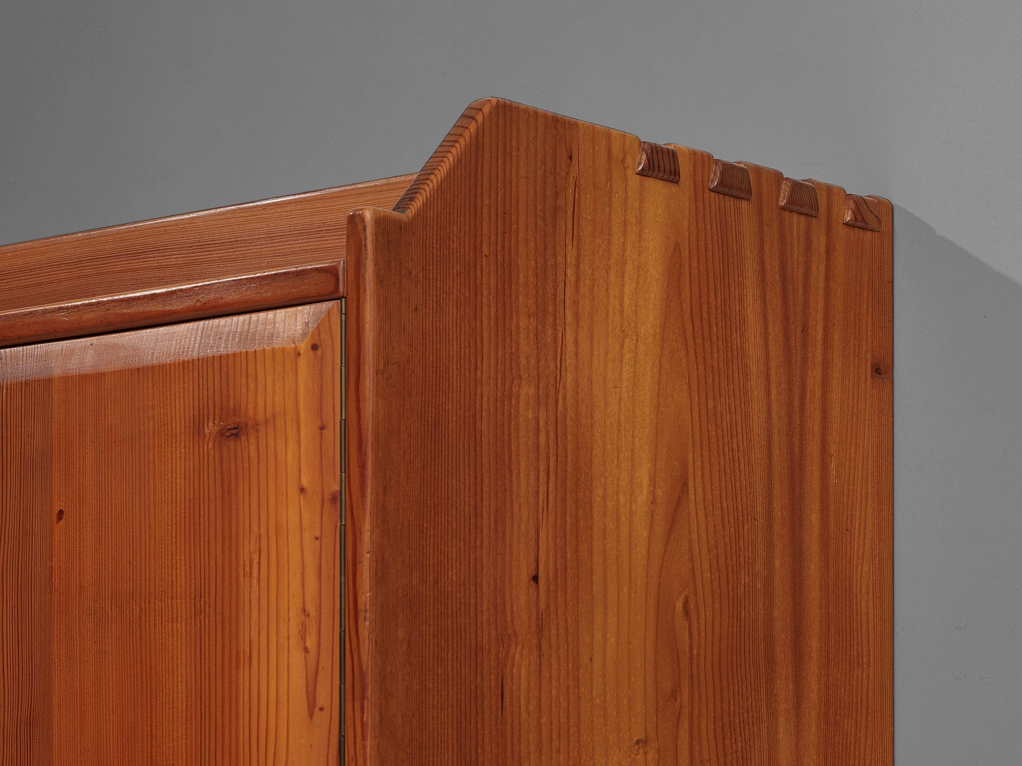 French Highboard in Pine and Brass Details