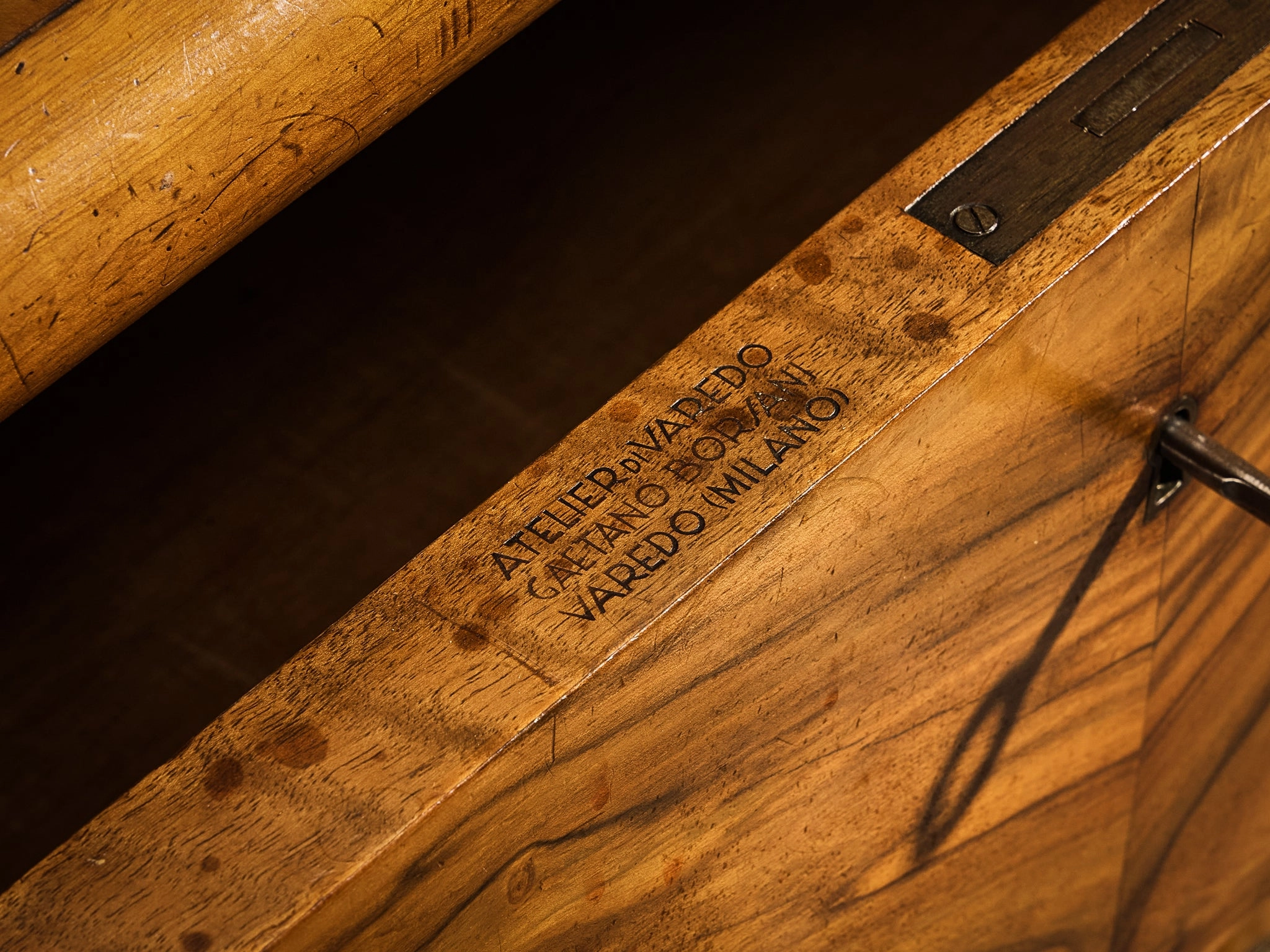 Gaetano Borsani for Atelier di Varedo Chest of Drawers in Walnut Burl and Brass