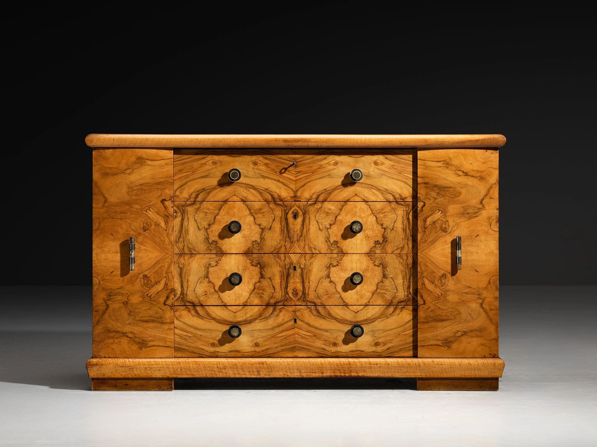 Gaetano Borsani for Atelier di Varedo Chest of Drawers in Walnut Burl and Brass