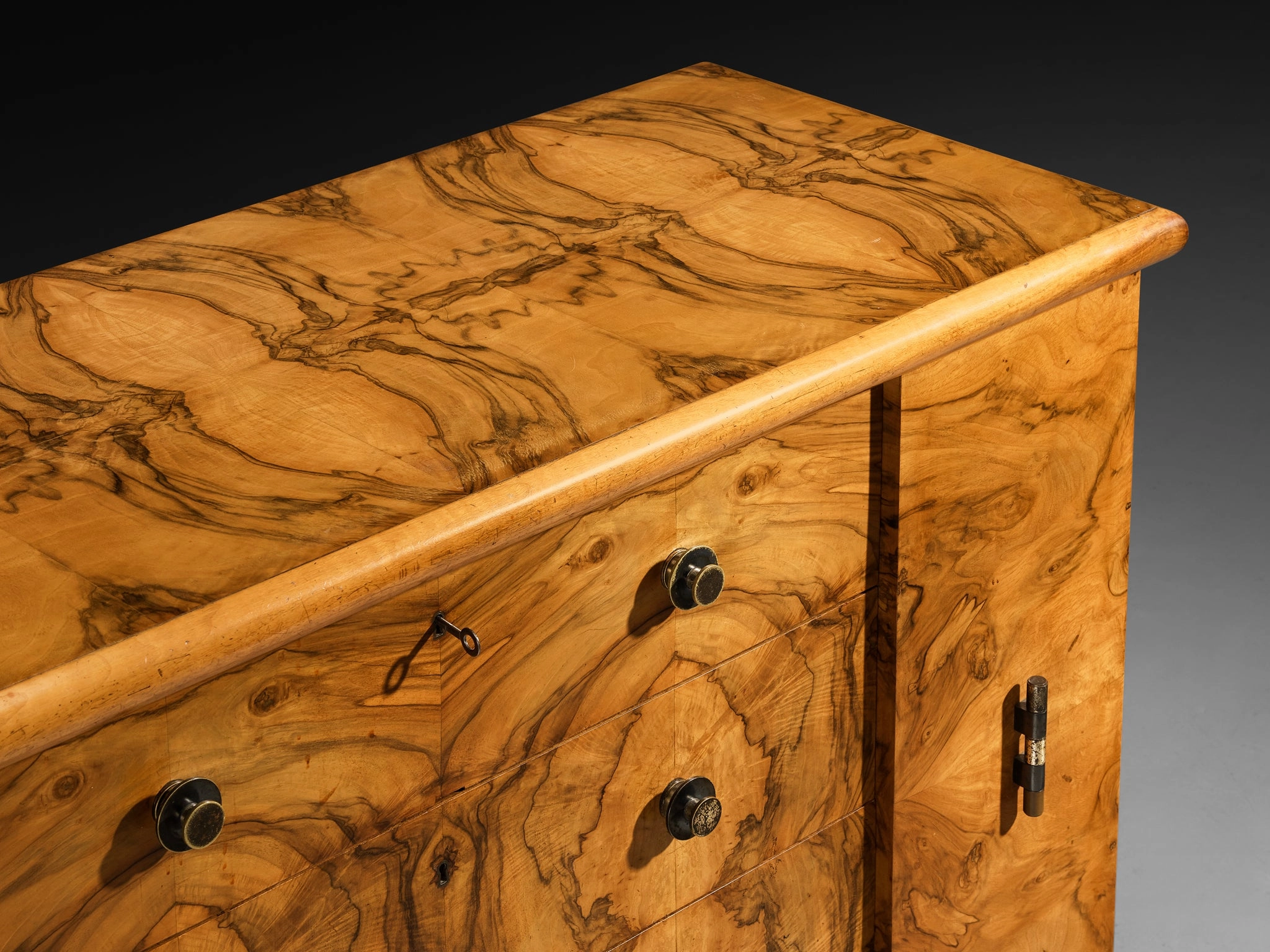 Gaetano Borsani for Atelier di Varedo Chest of Drawers in Walnut Burl and Brass