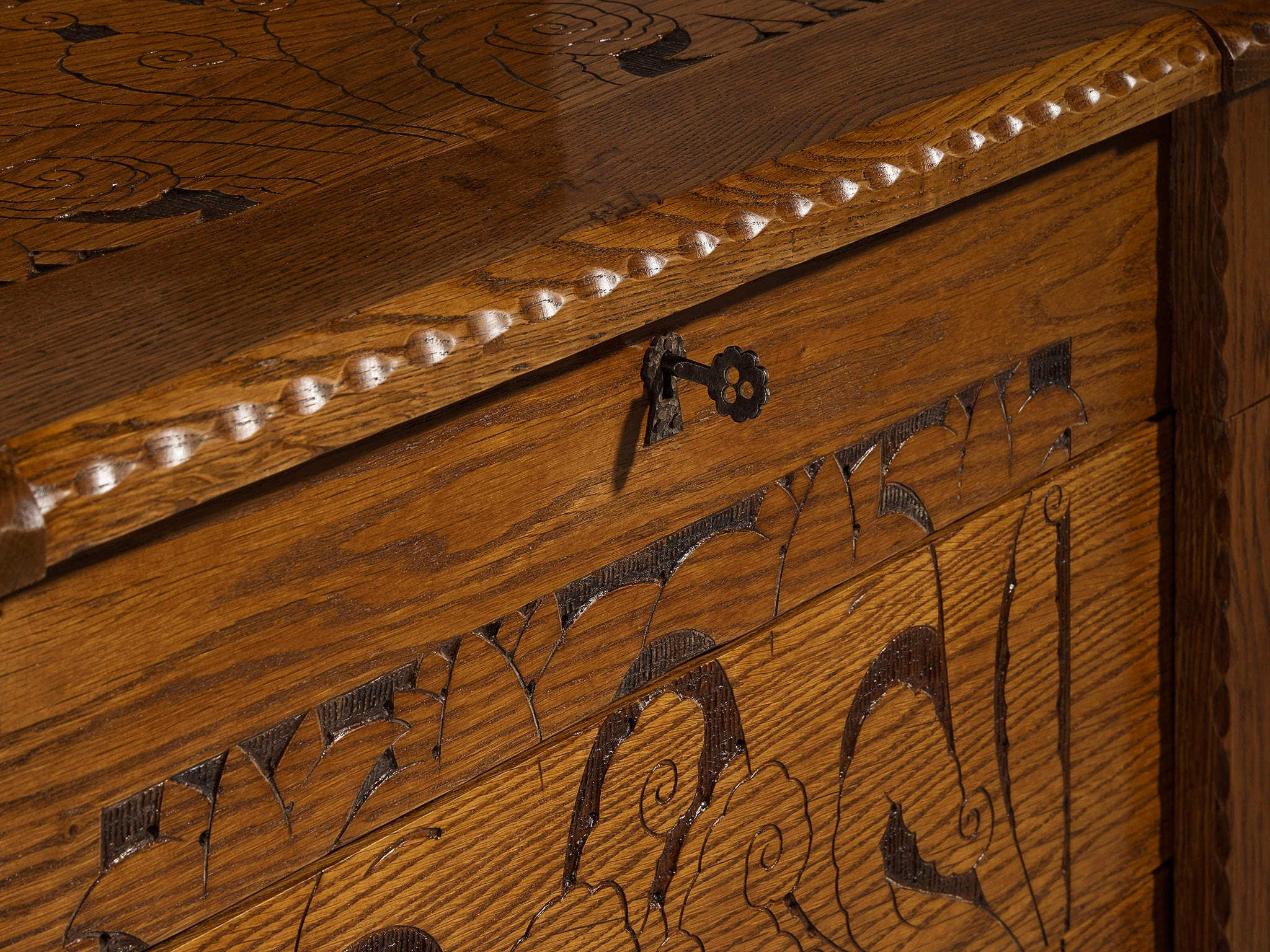 Gino Maggioni for Atelier di Varedo 1920s Chest of Drawers in Carved Oak