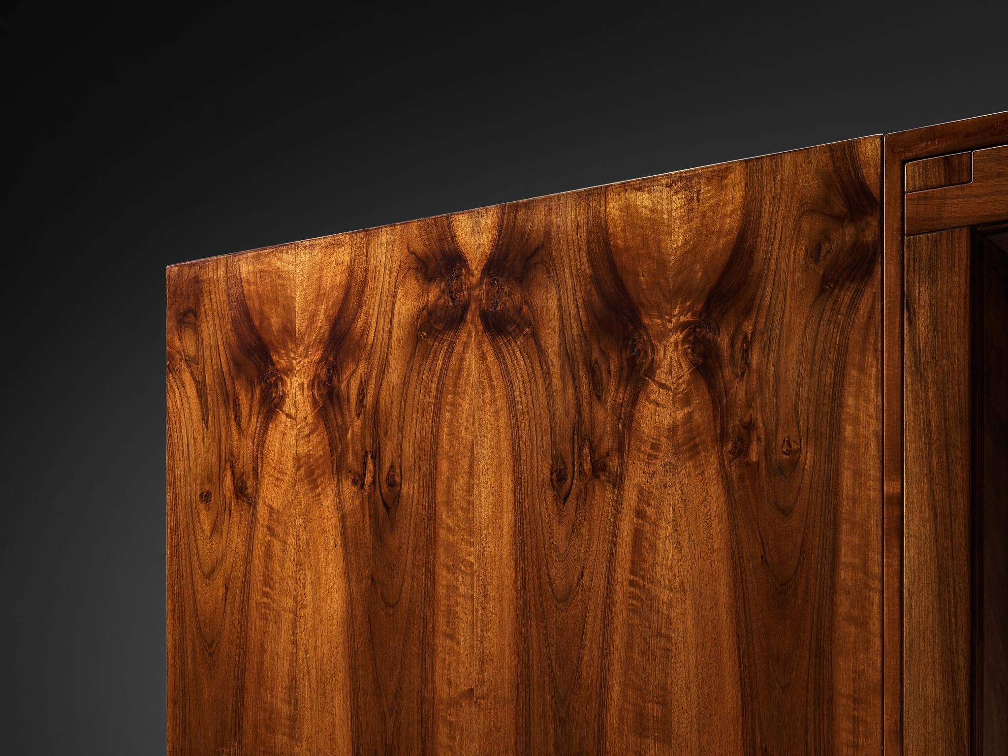 Giuseppe Rivadossi for Officina Rivadossi Bedroom Divider Wardrobe Walnut