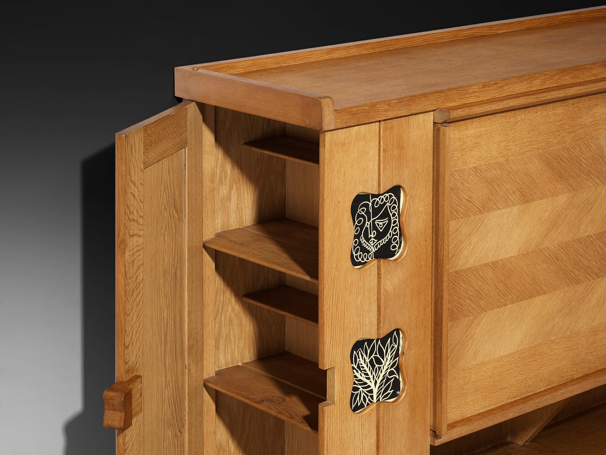 Guillerme & Chambron Buffet in Oak with Ceramic Details