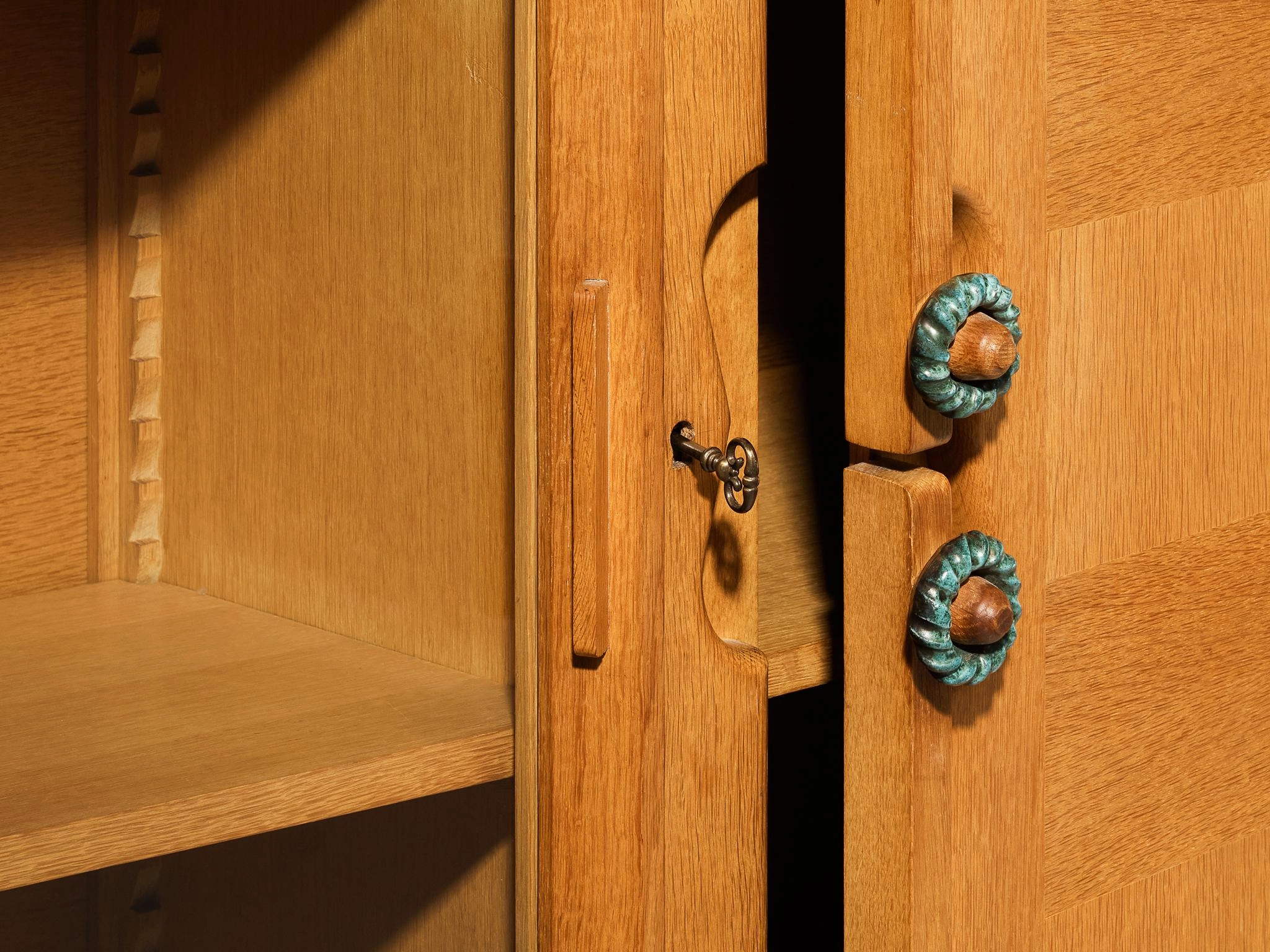 Guillerme & Chambron Highboard in Oak Glass and Ceramic Handles