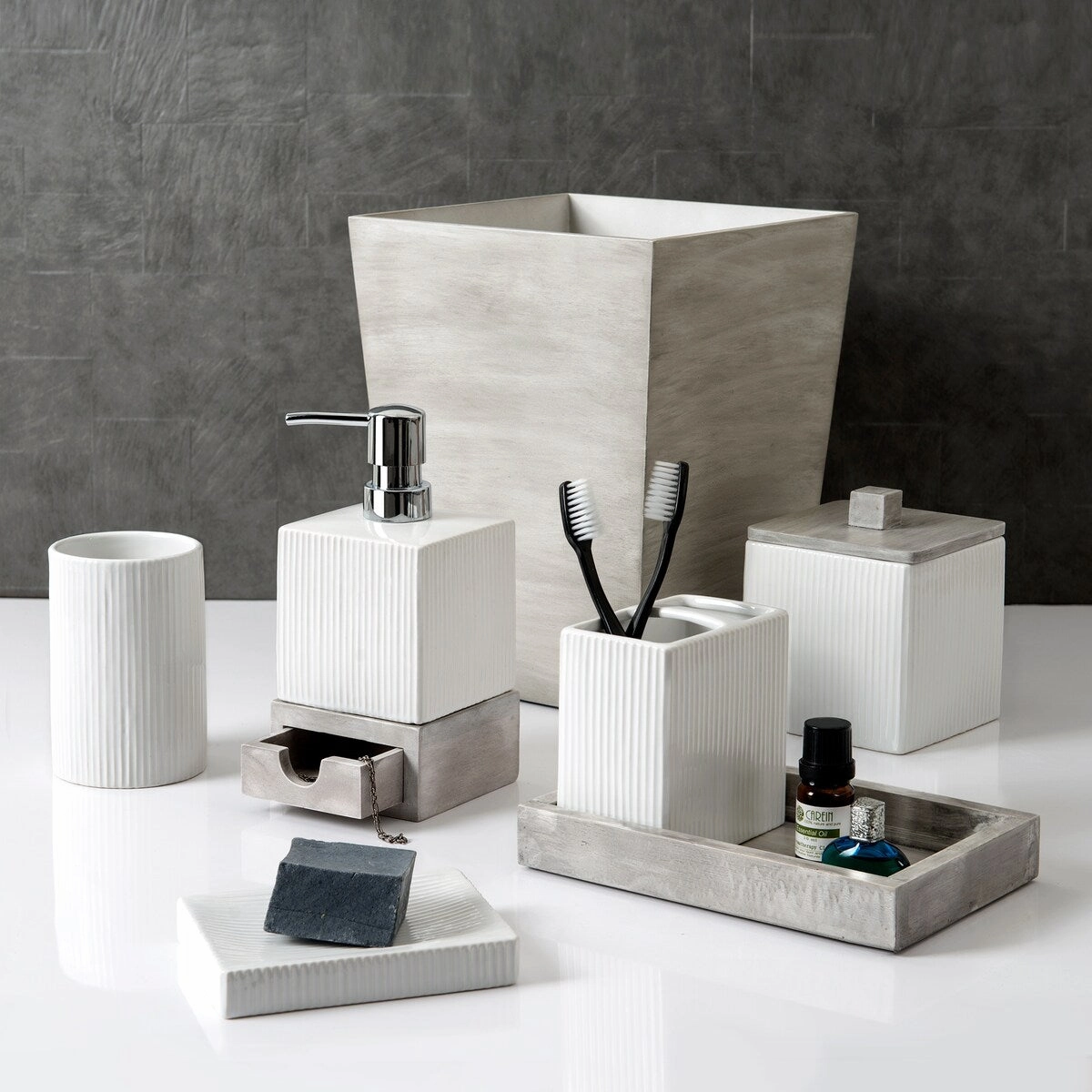 Hotelier Toothbrush Holder Grey - White