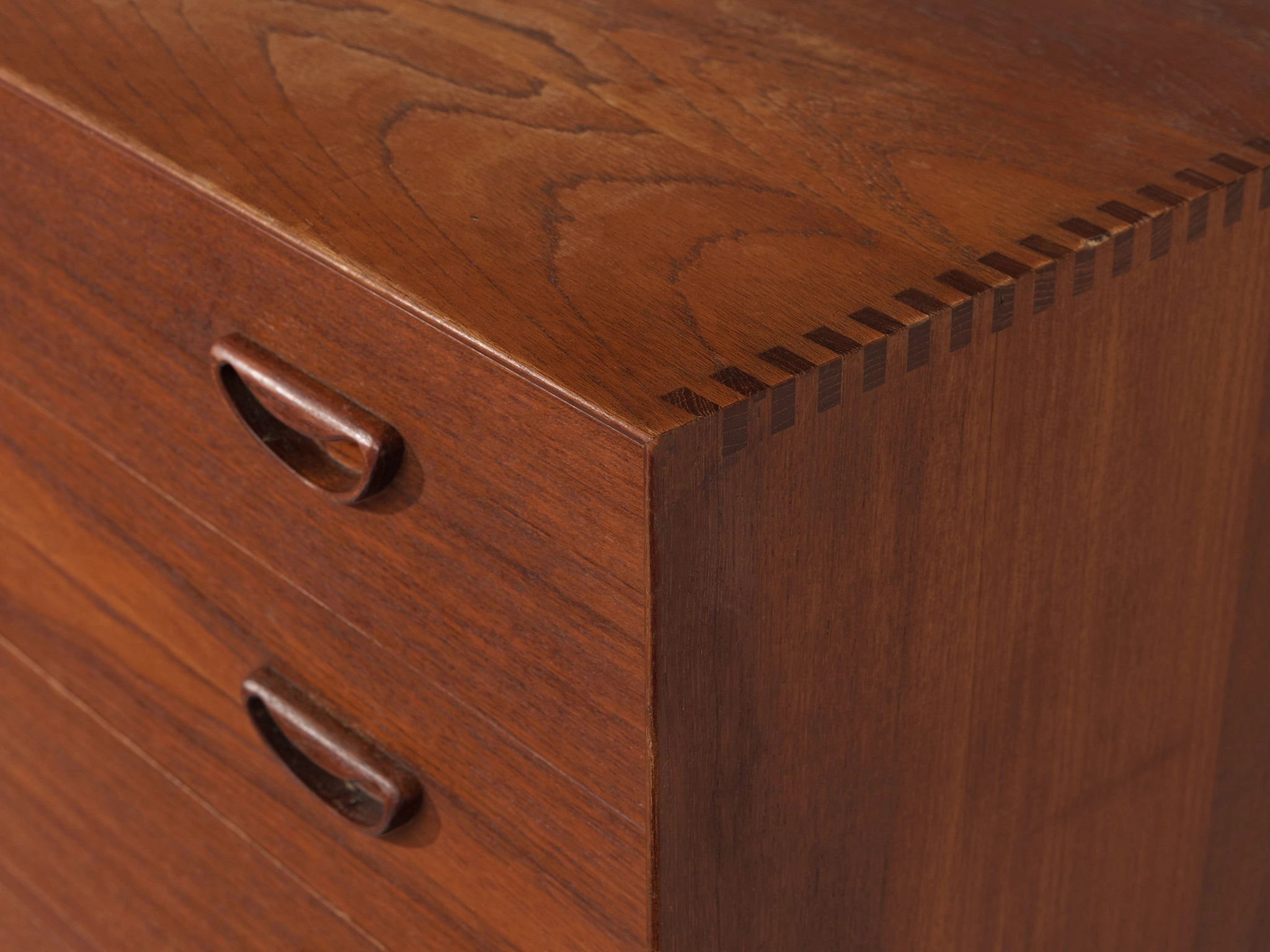 Hvidt & Mlgaard Nielsen for Sborg Mbelfabrik Chest of Drawers in Teak