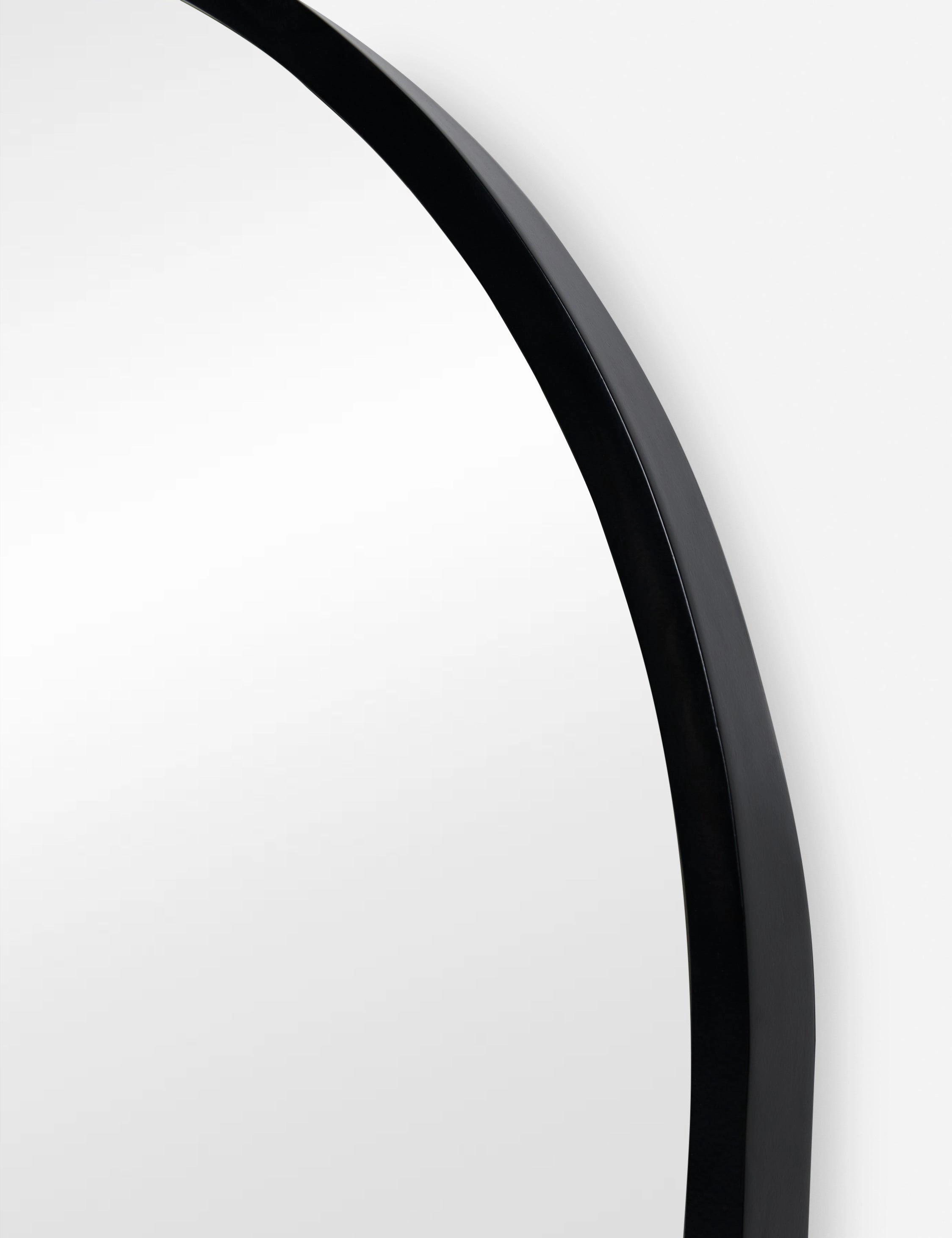 Idris Oval Mirror