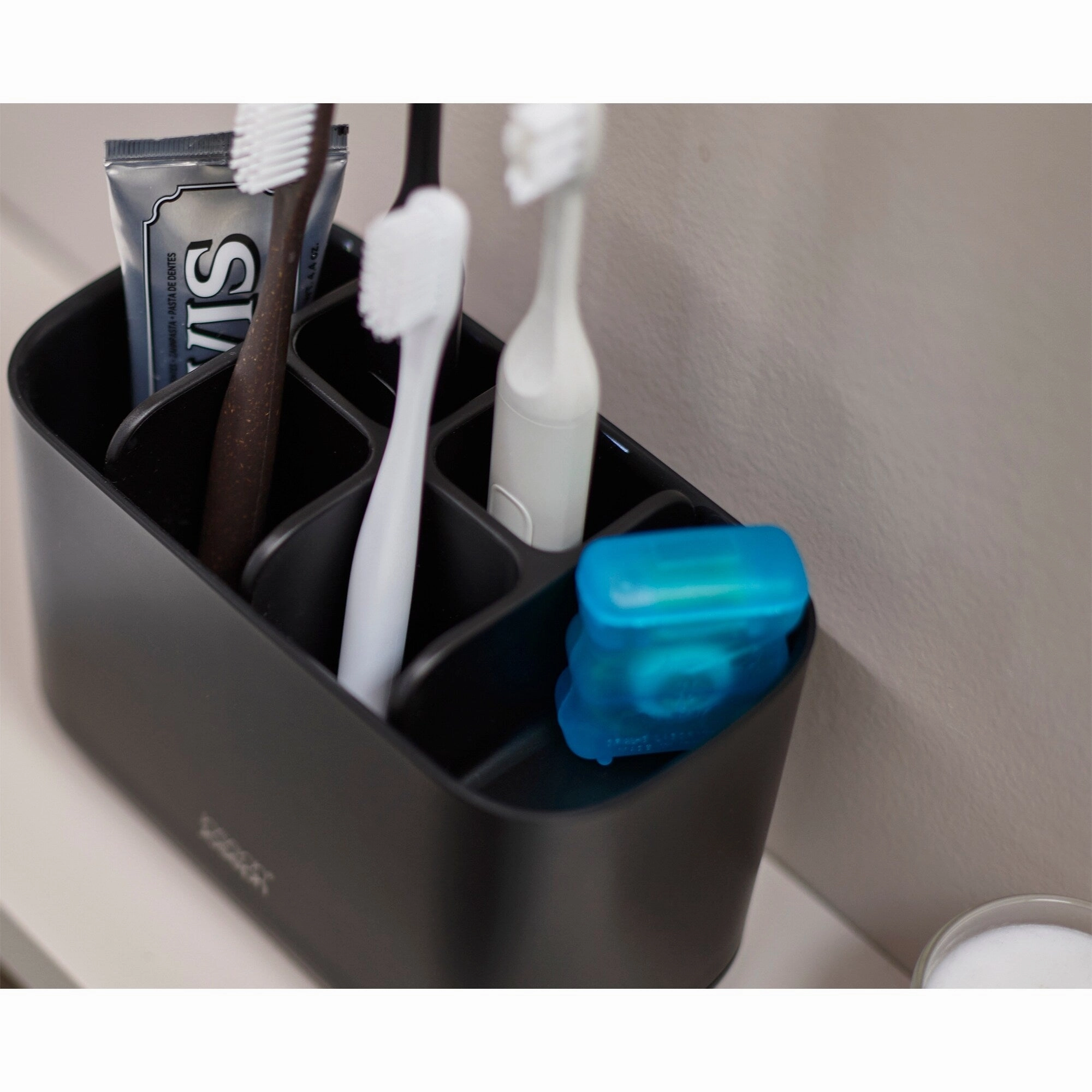 Joseph Joseph EasyStore Large Toothbrush Holder