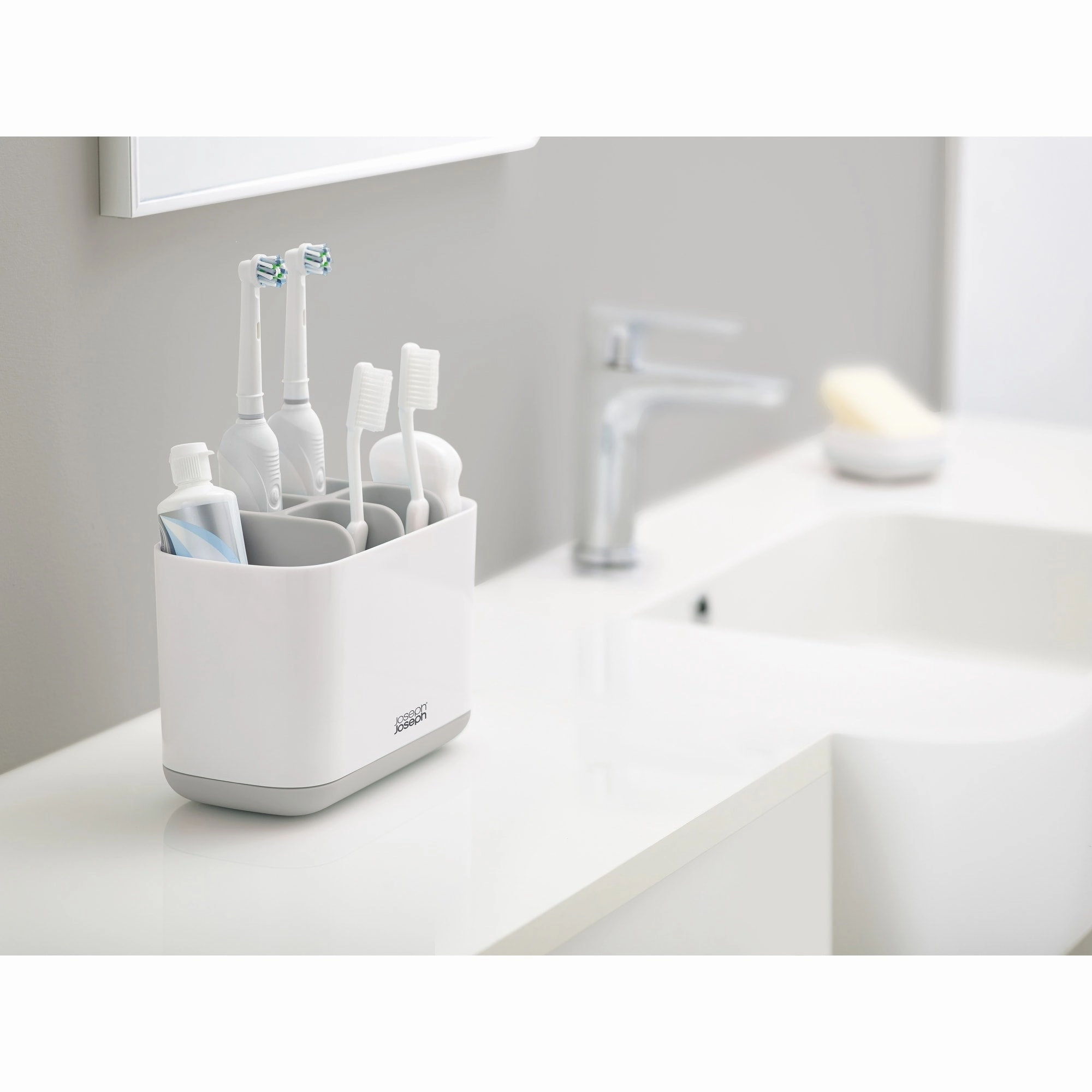 Joseph Joseph EasyStore Large Toothbrush Holder
