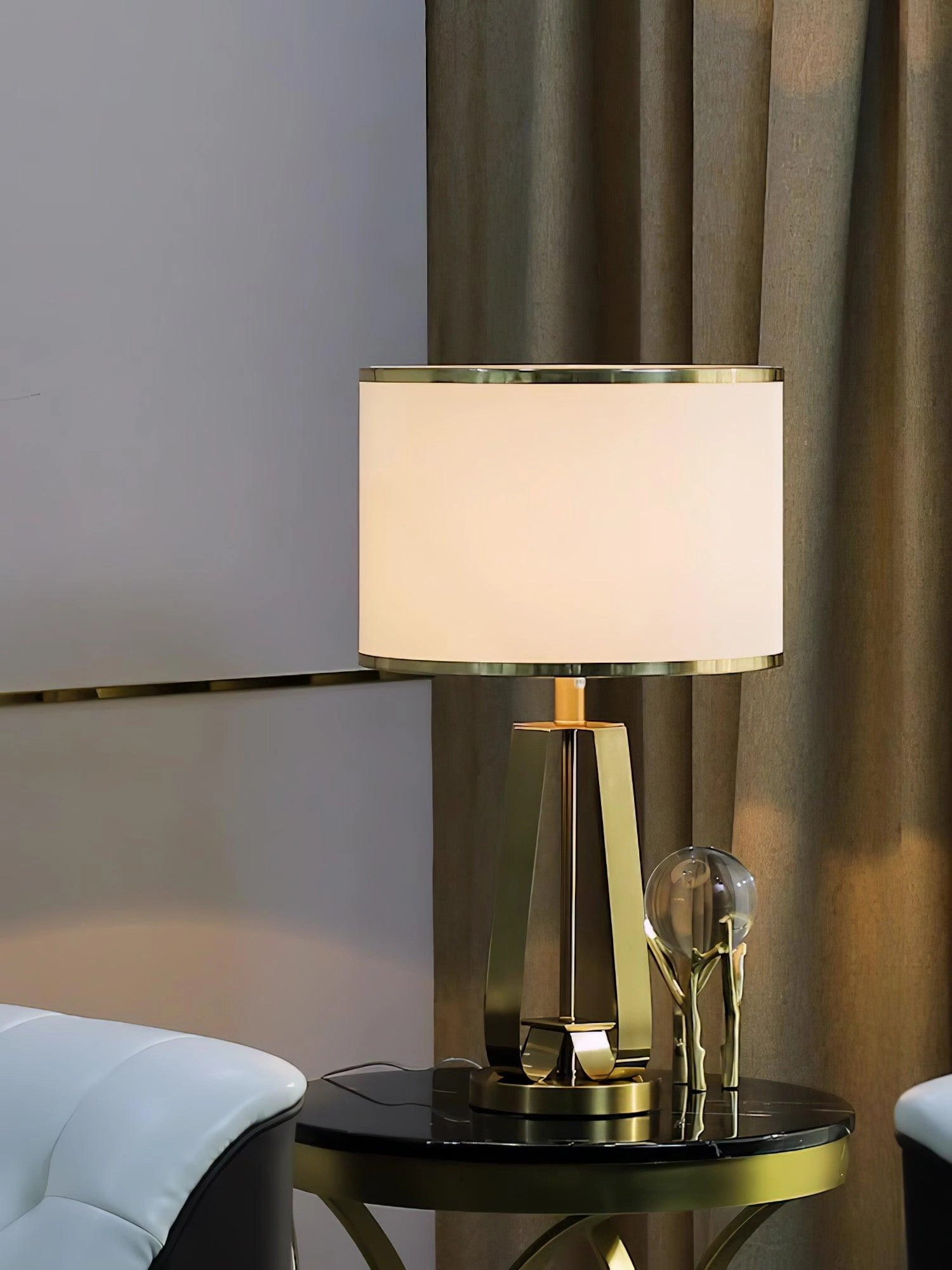 Laila Table Lamp