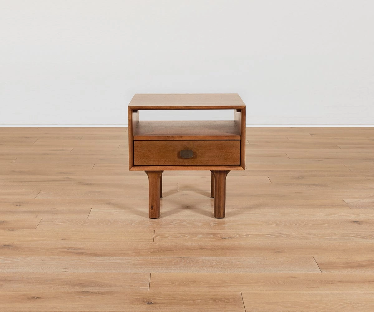 Leevi End Table