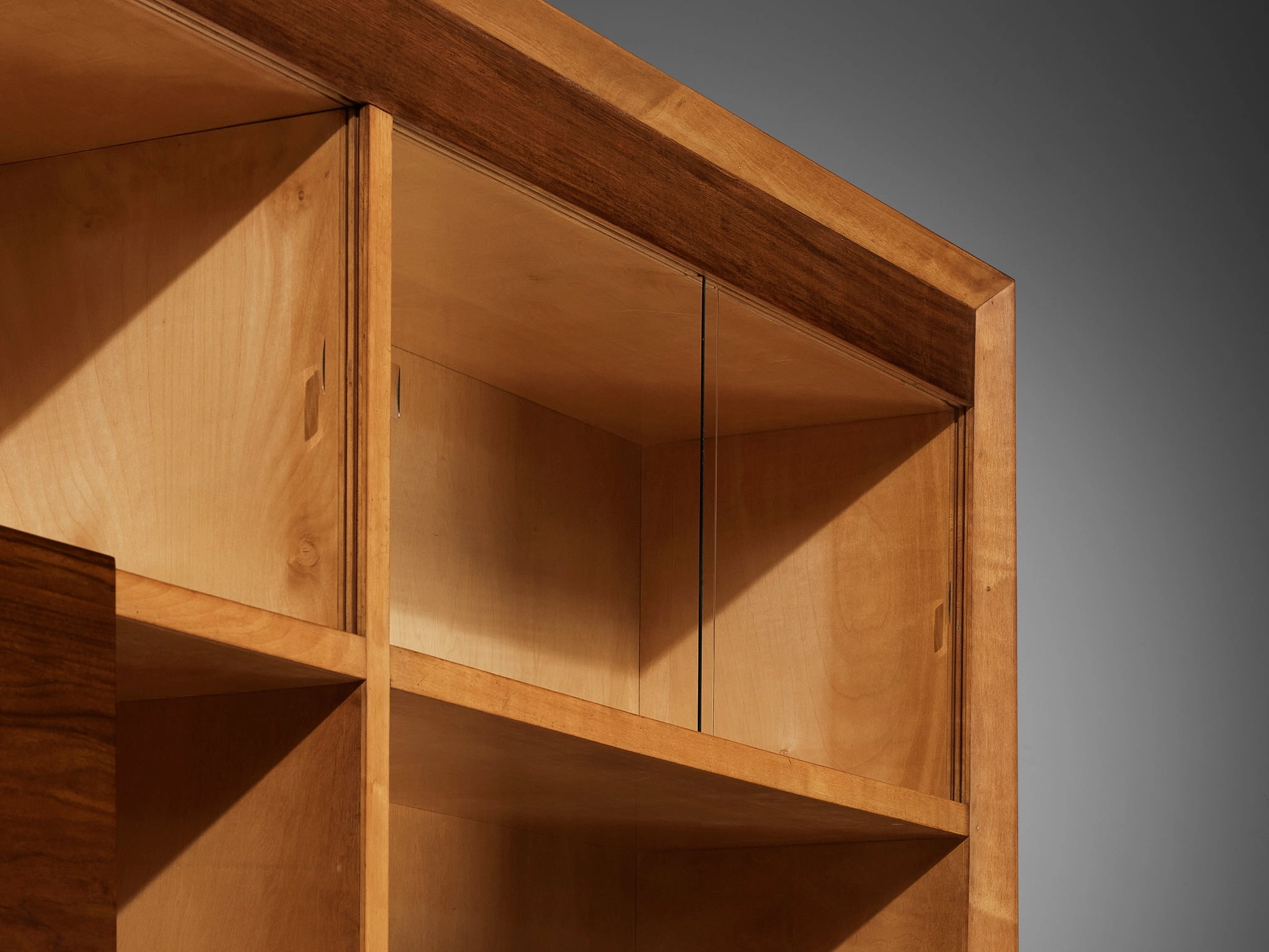 Mid-Century Modern Italian Wall Unit in Maple and Walnut