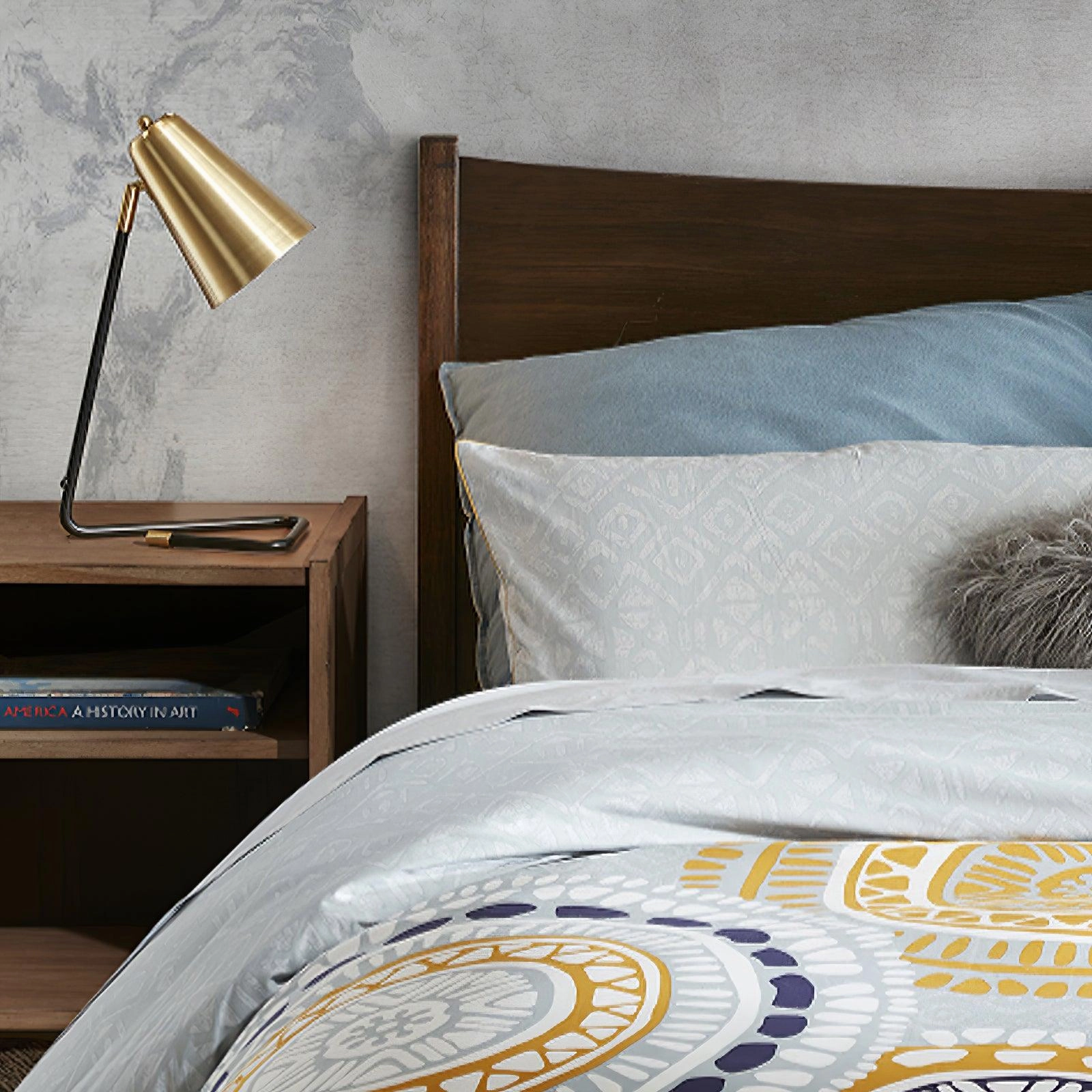 Miles Medium Table Lamp