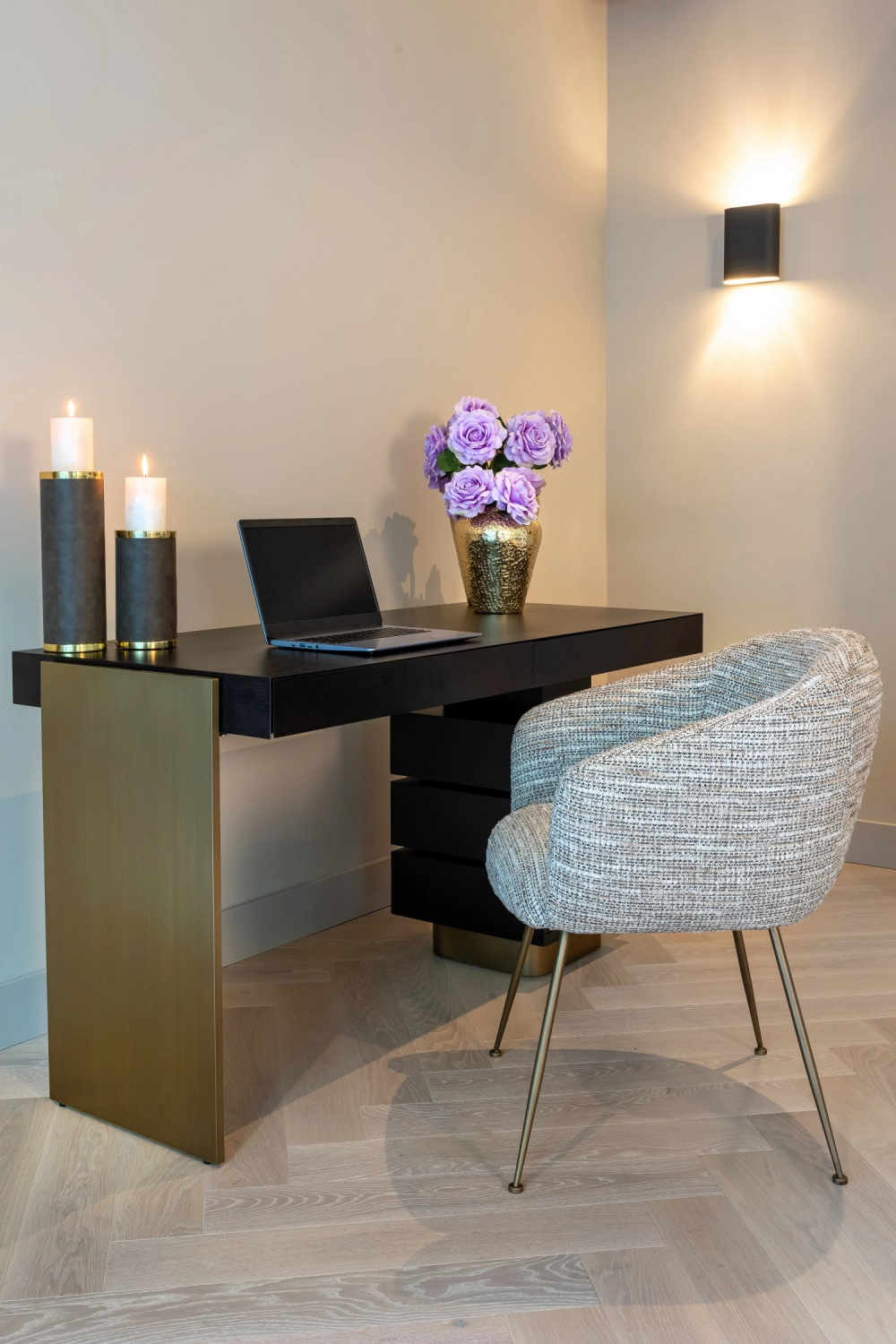 Modern 5-Drawer Desk | OROA Connar